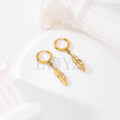 Pendientes de aro con pluma
