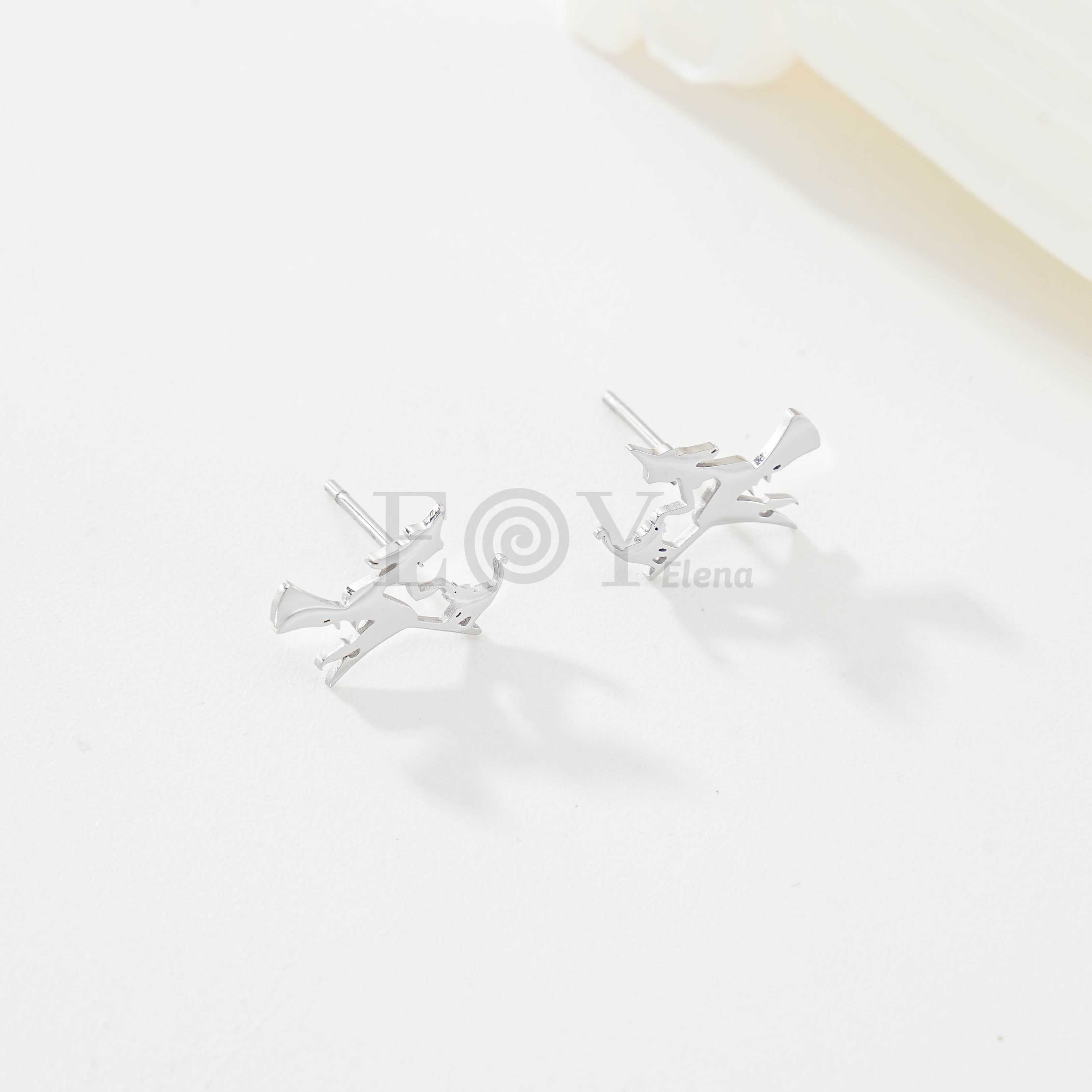 Pendientes de bruja y escoba