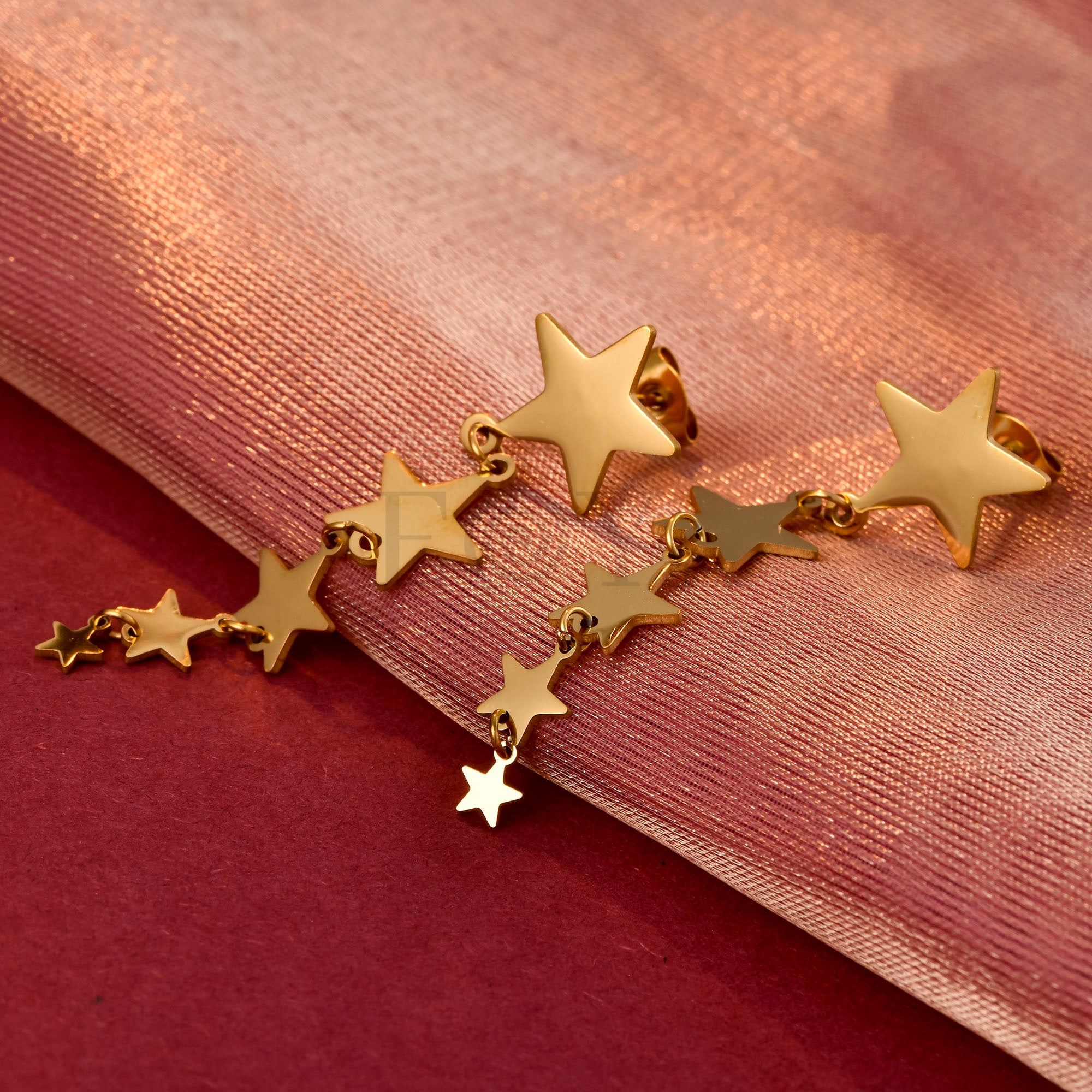 Pendientes Estrellas Colgantes de Acero