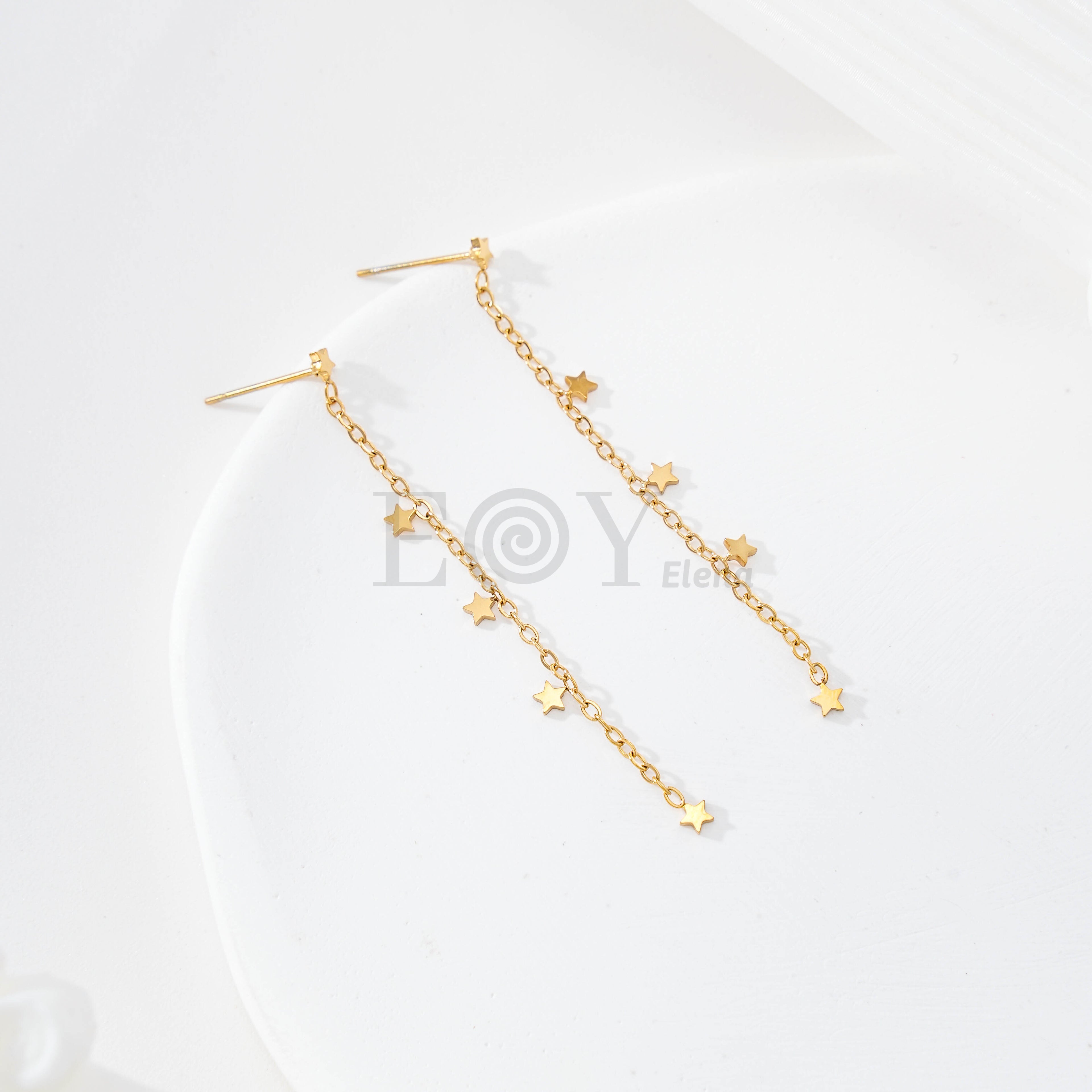 Pendientes largos con estrellas