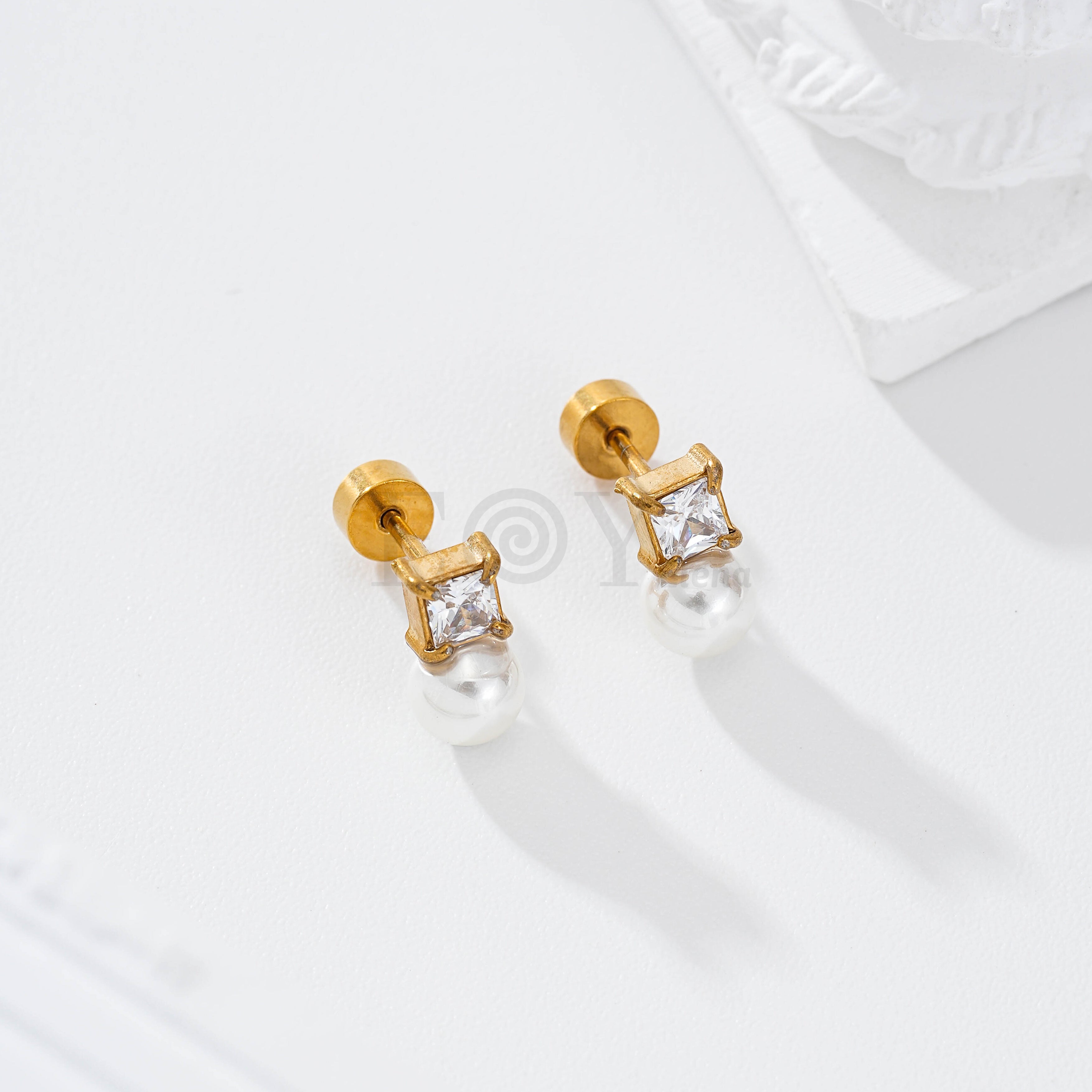 Pendientes circonita con perla