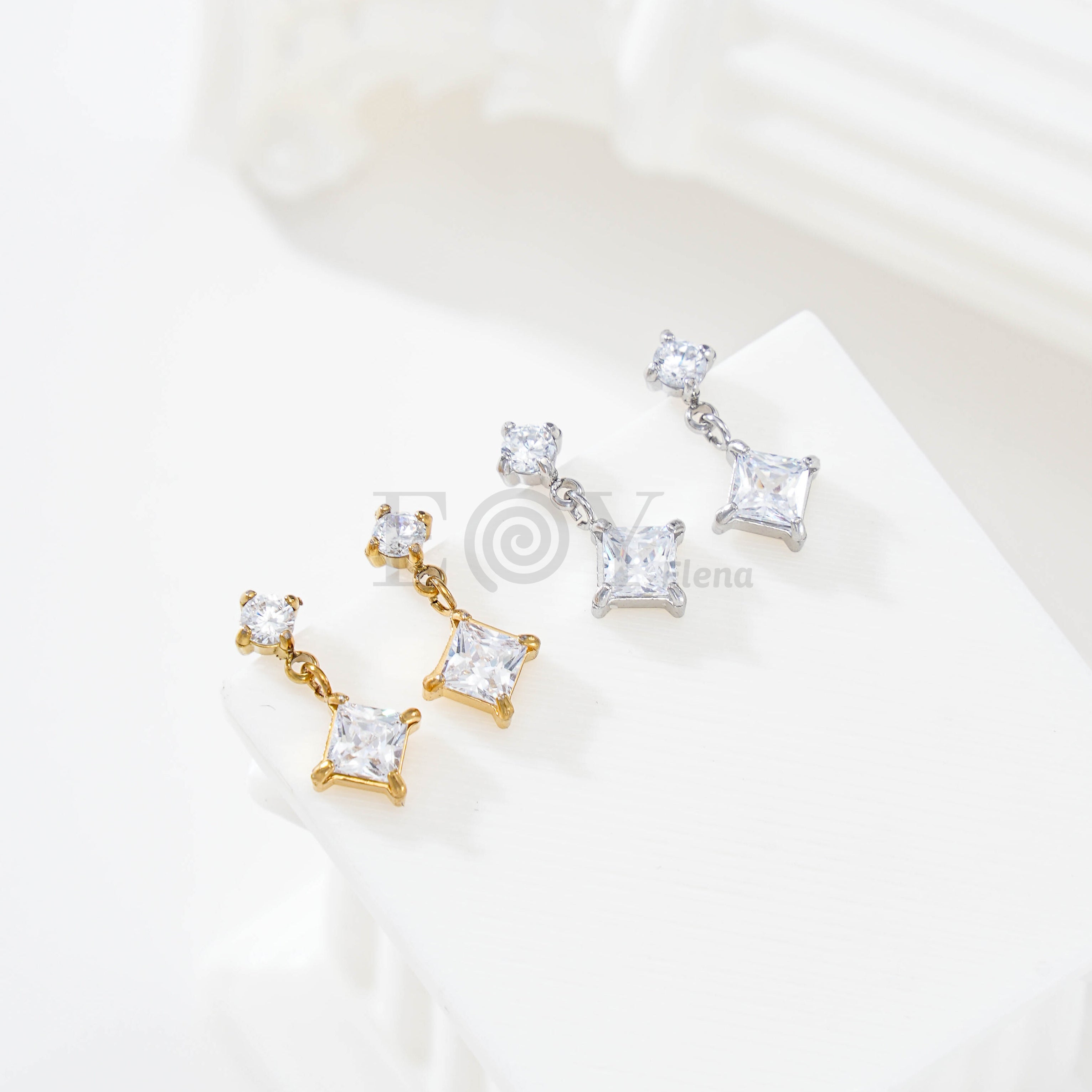 Pendientes doble circonita cuadrada