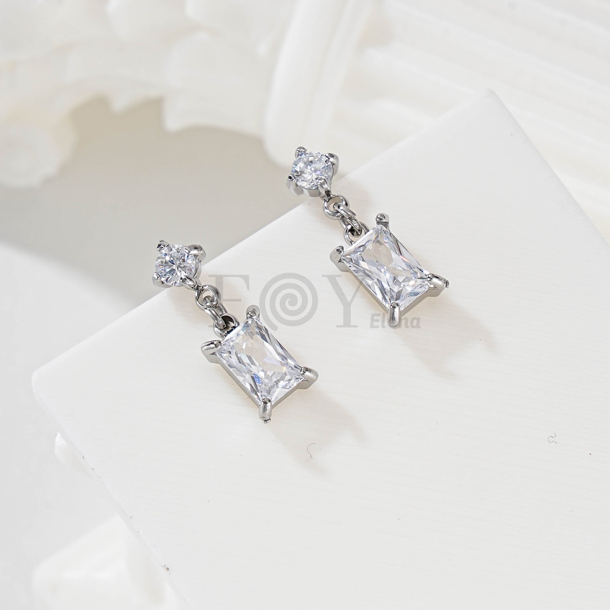 Pendientes Colgantes Rectangulares de Circonita
