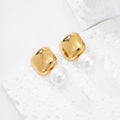 Pendientes con chapa cuadrada y perla acero