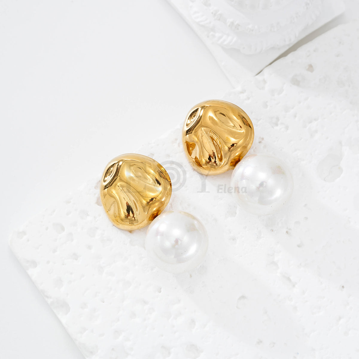 Pendientes con chapa redonda con perla acero