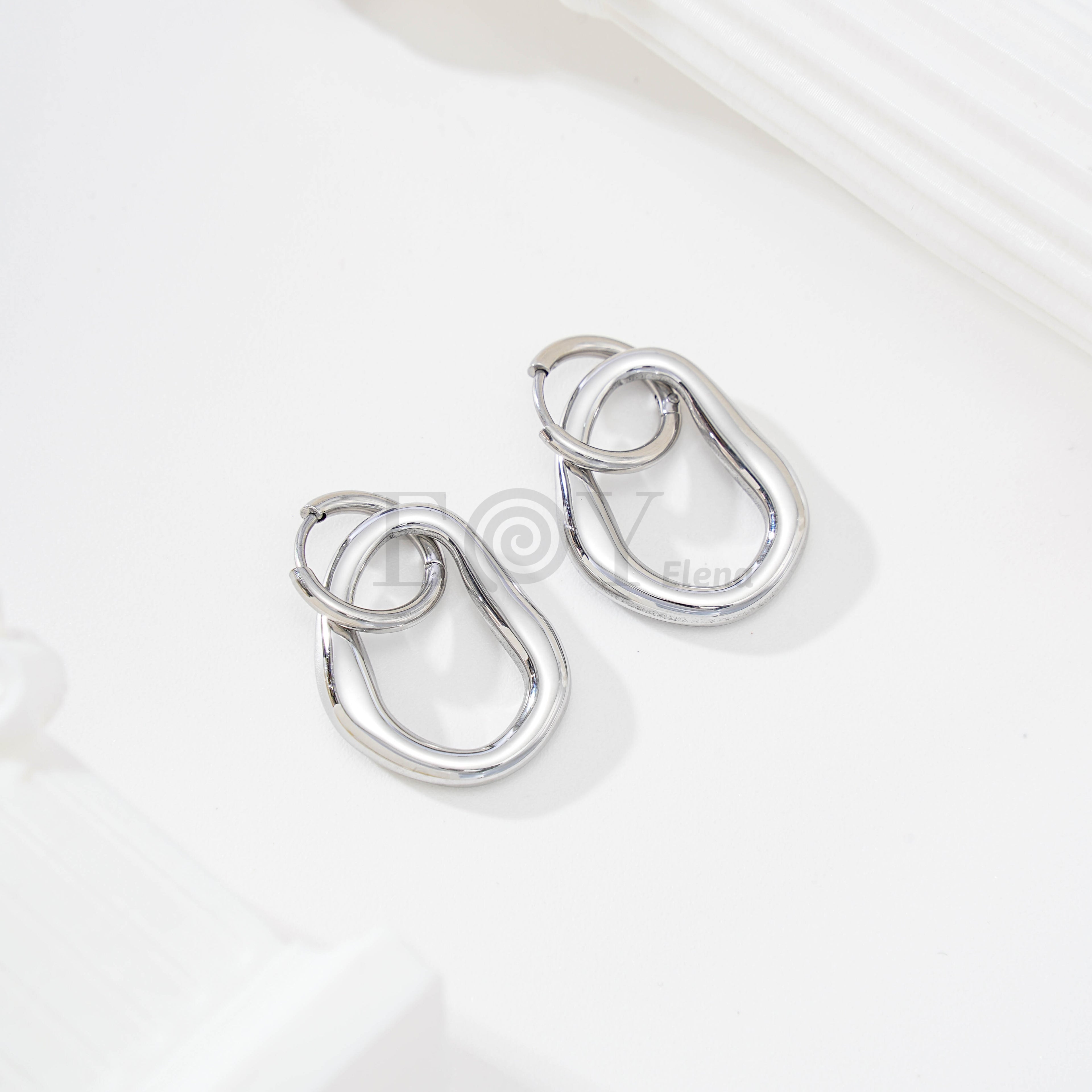 Pendientes aro doble irregular
