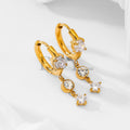 Pendientes de aro con circonitas colgantes