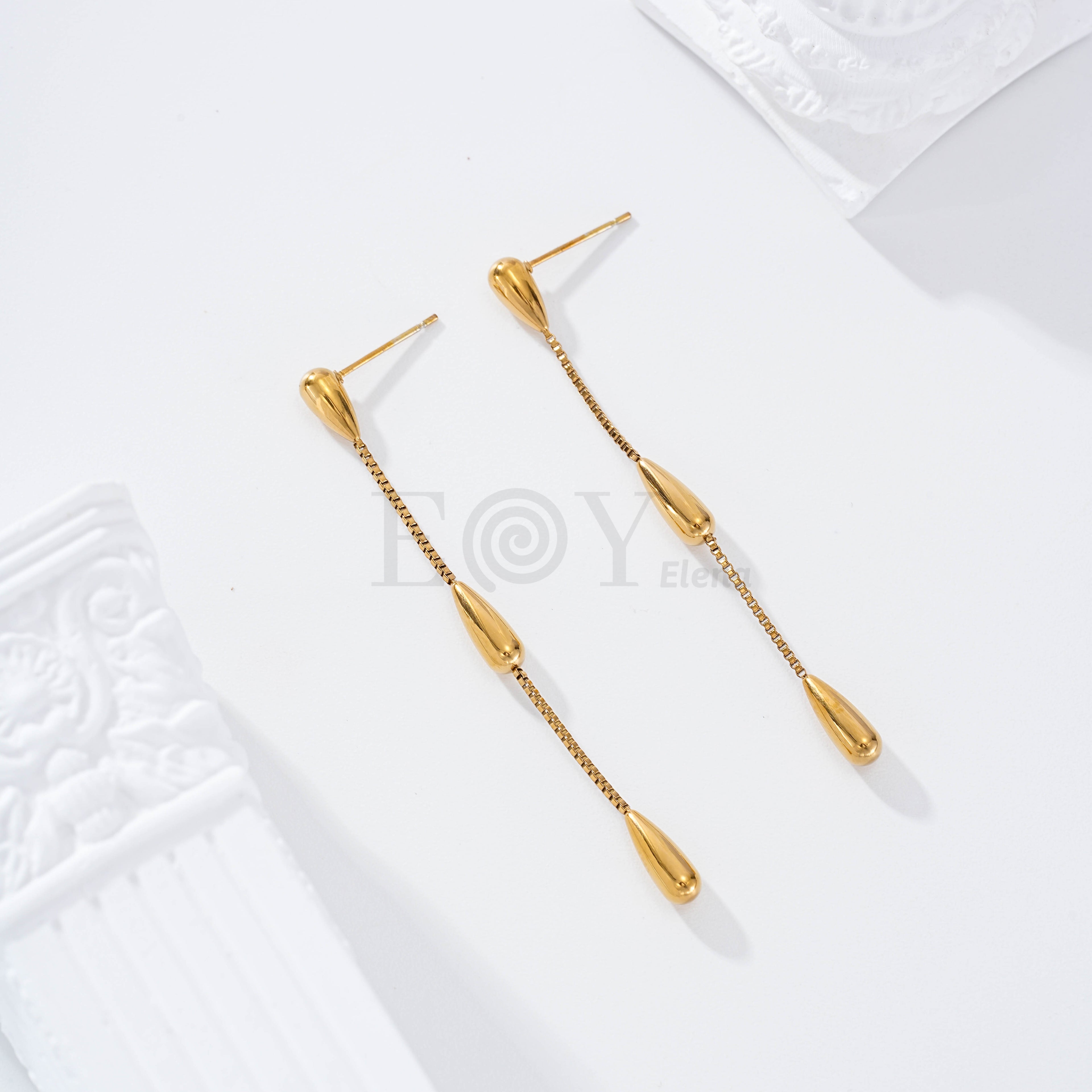 Pendientes largos con gotas acero