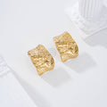 Pendientes detalle dorado acero
