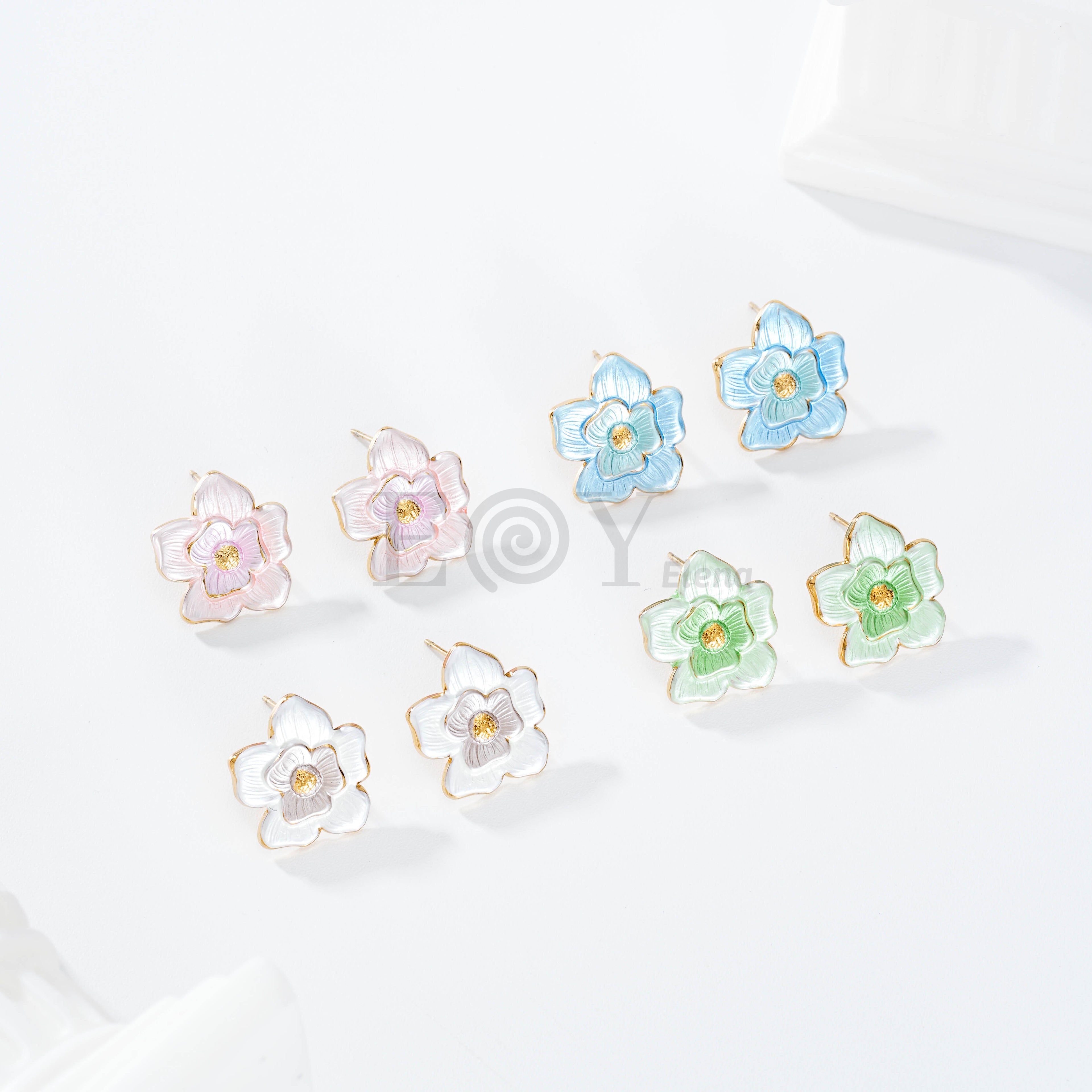 Pendientes flor color