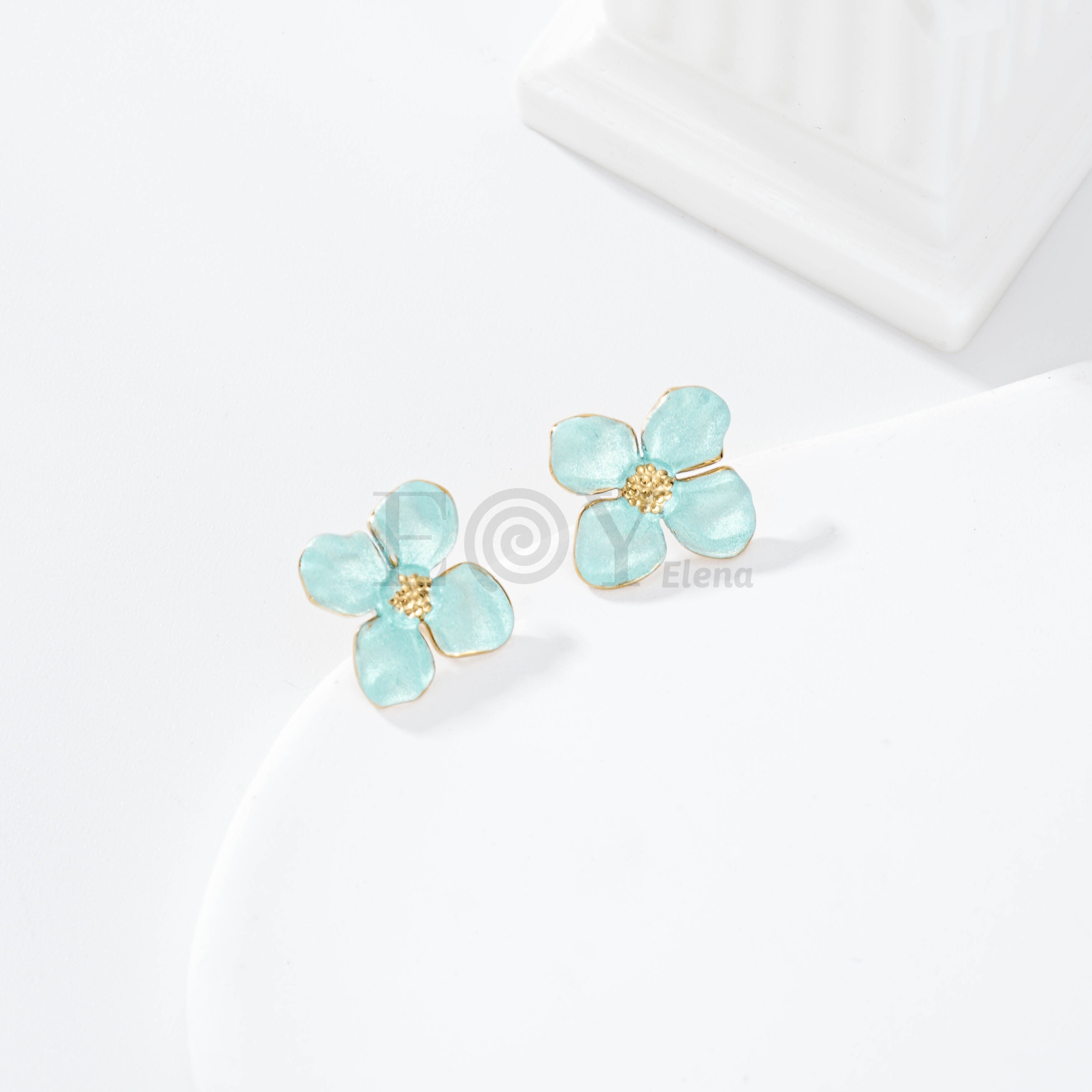 Pendientes flor color