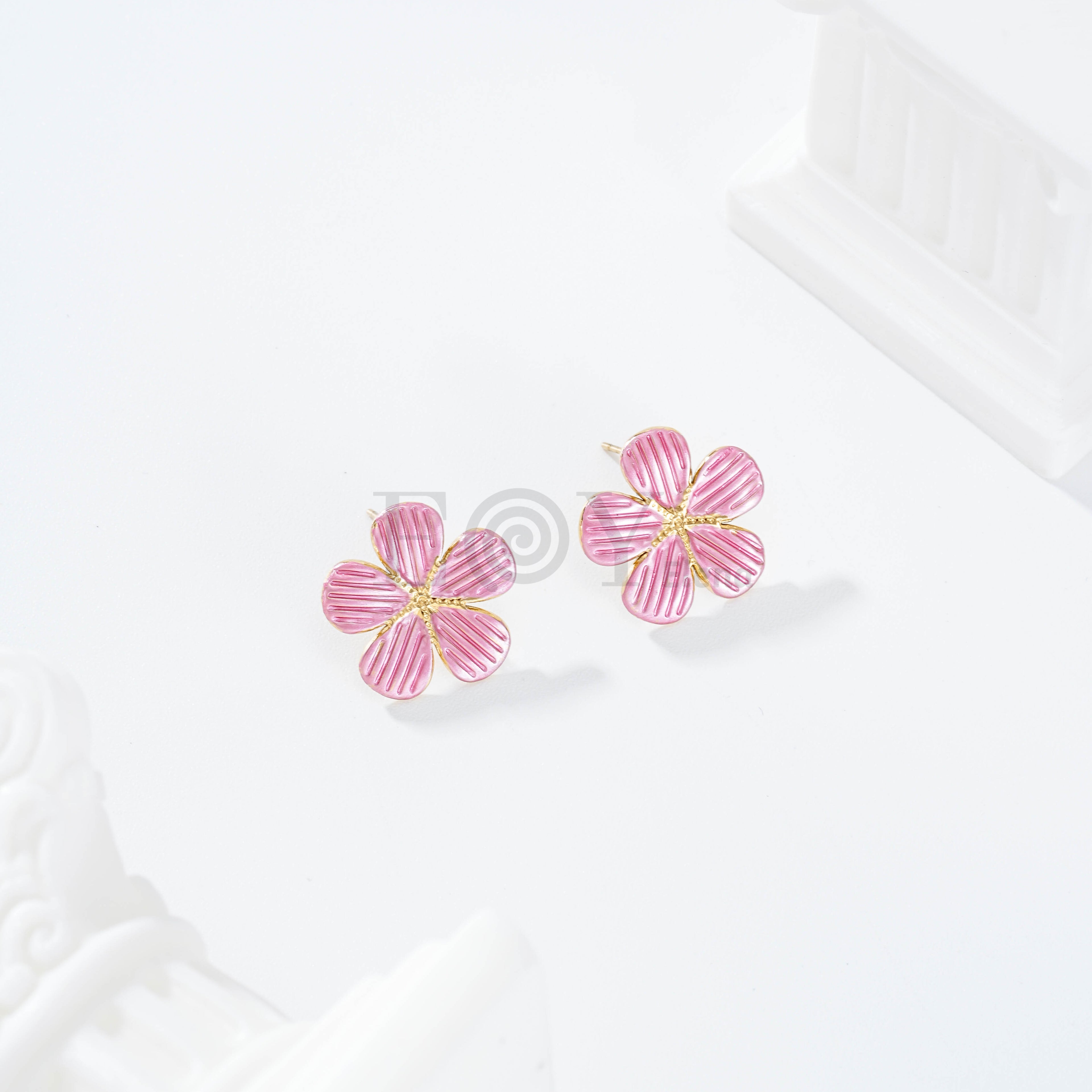Pendientes flor color
