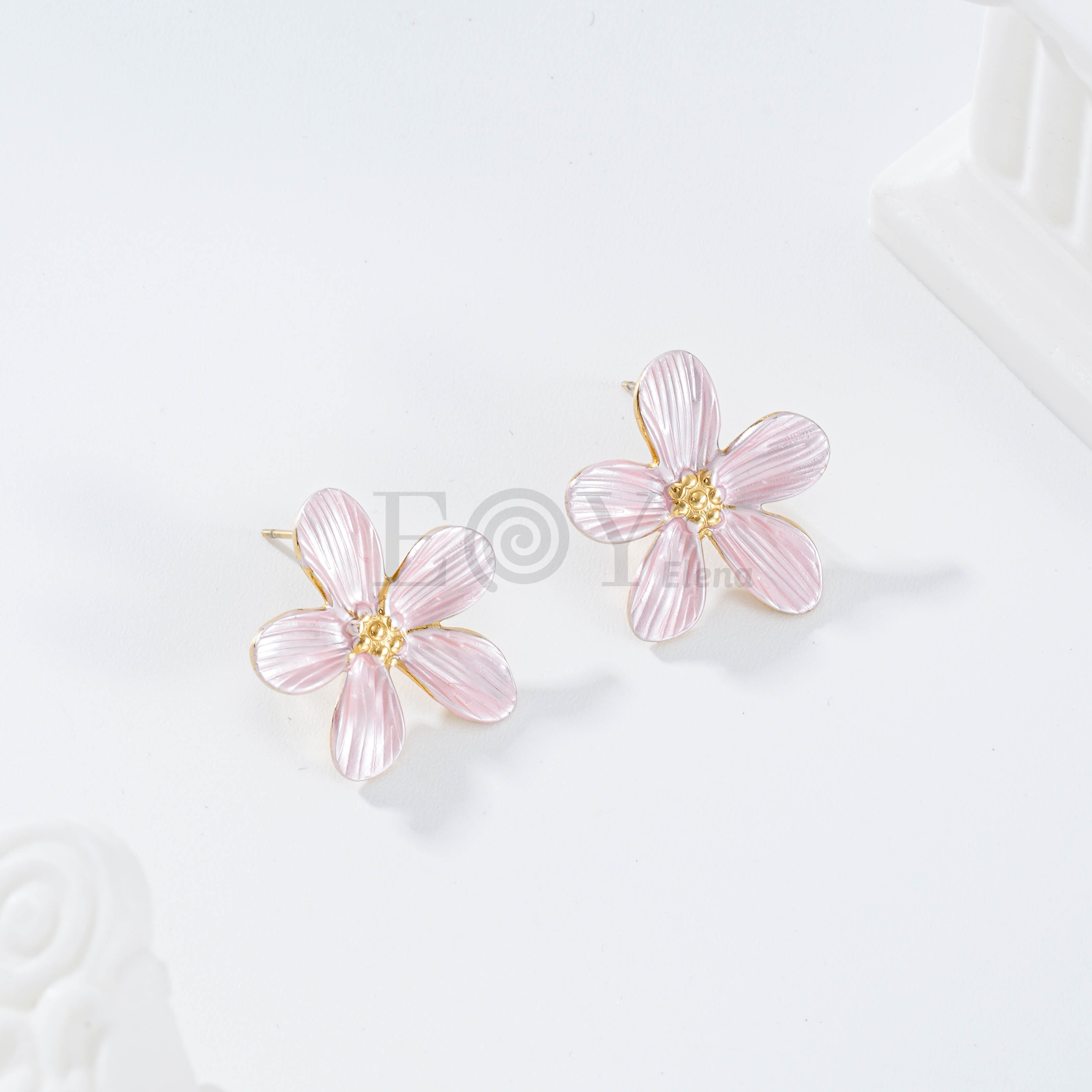 Pendientes flor color