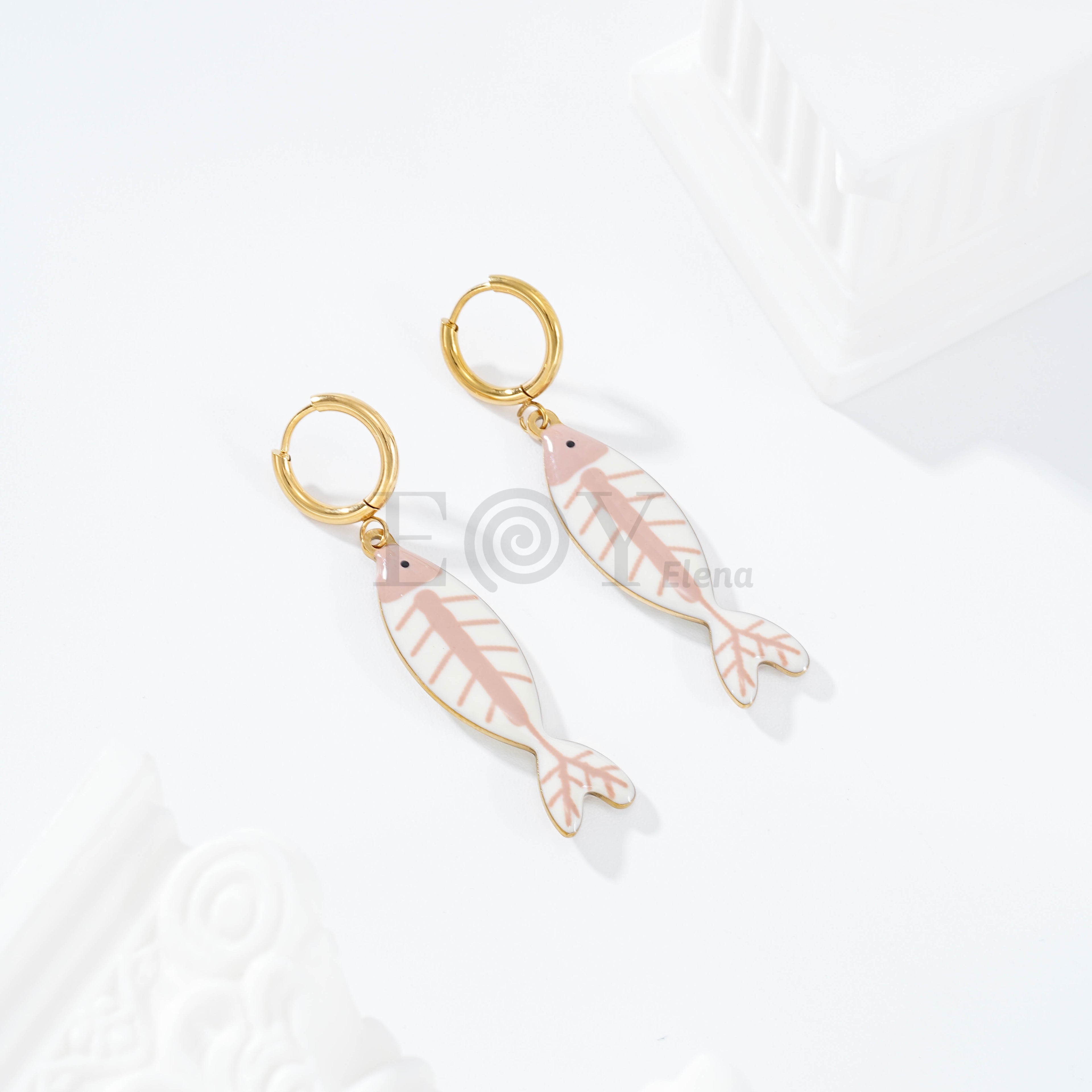 Pendientes de aro pez color