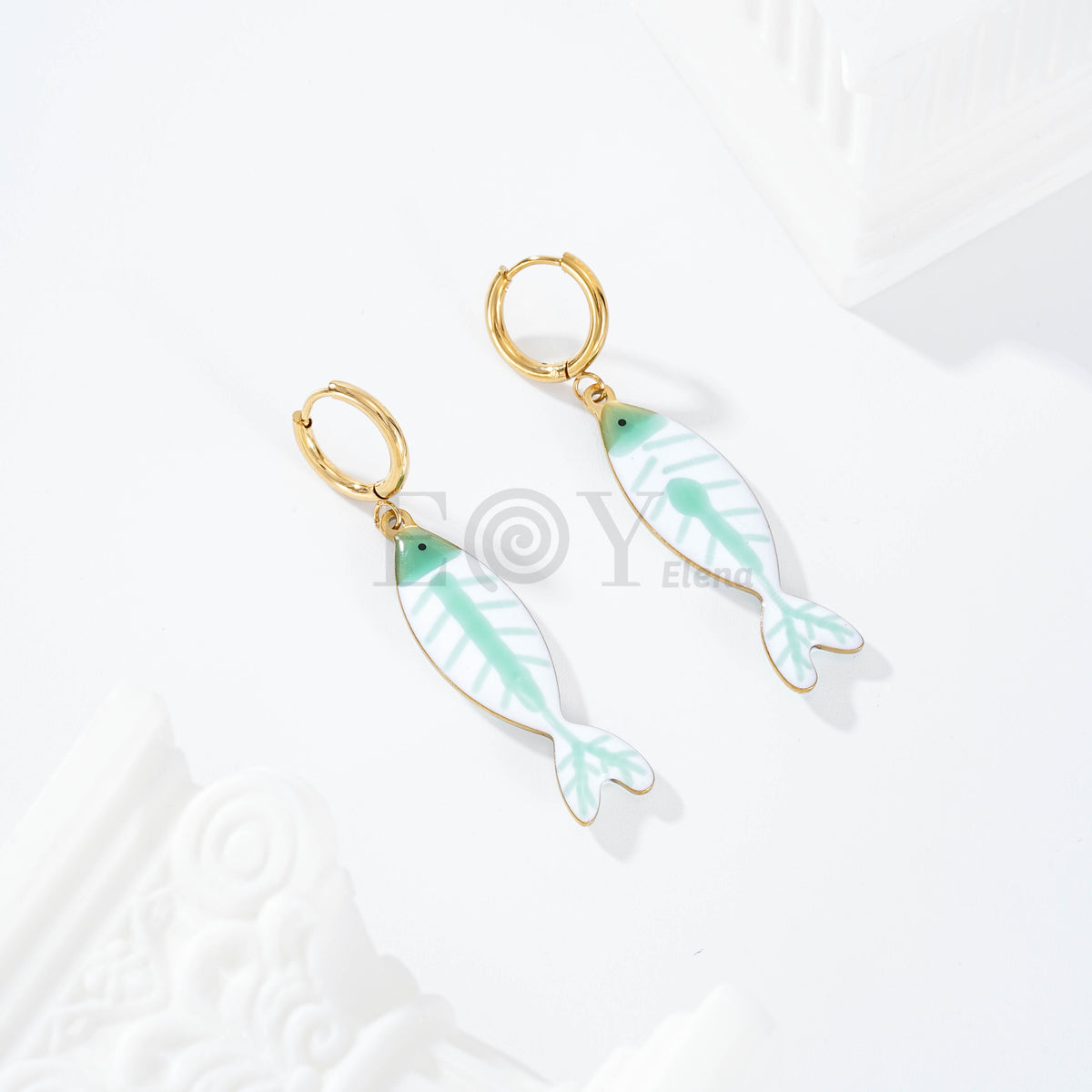 Pendientes de aro pez color