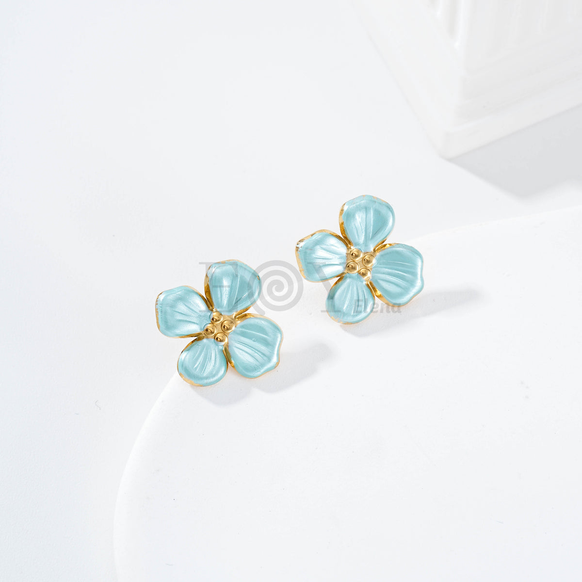 Pendientes flor color