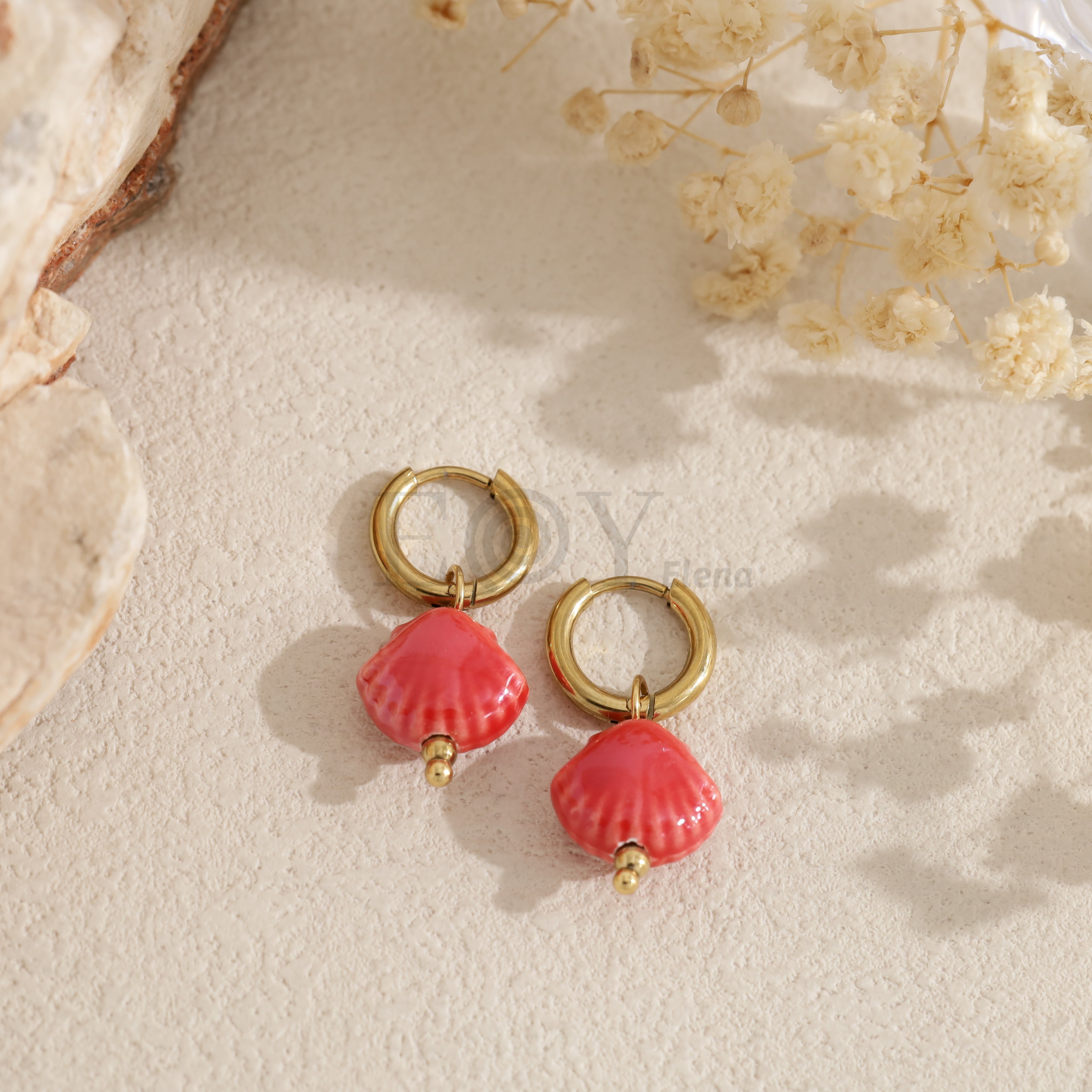 Pendientes de aro con concha color