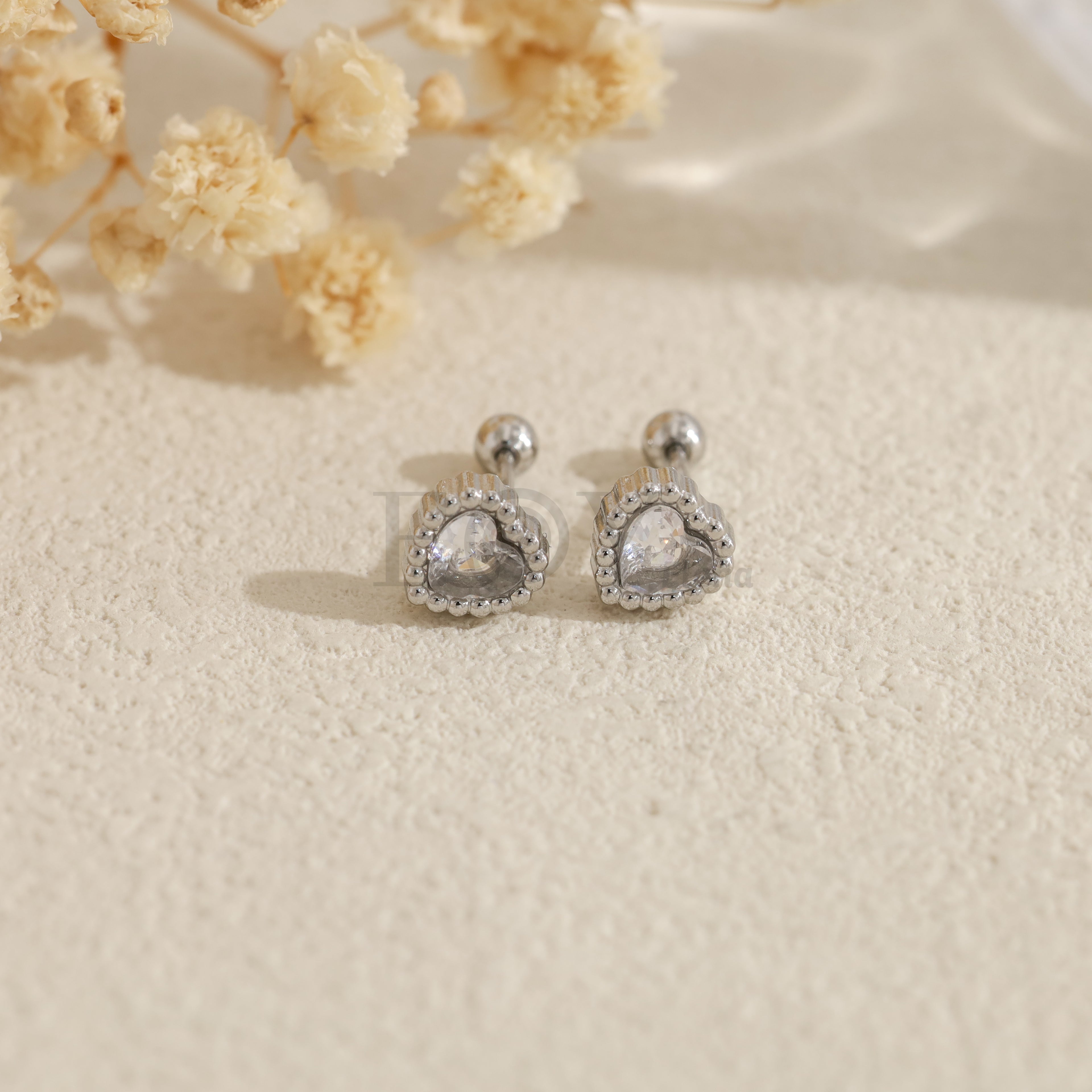 Pendientes pequeños corazón con piedra