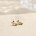 Pendientes pequeños con piedra central