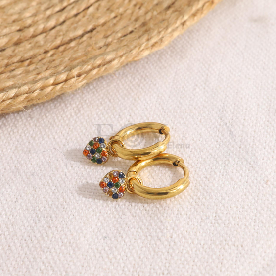Pendientes de aro con chapa circonitas