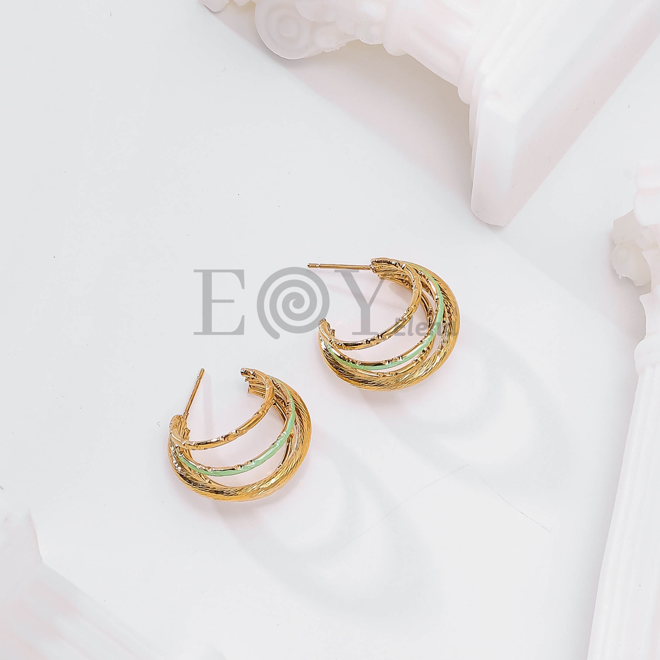 Pendientes triple aro color