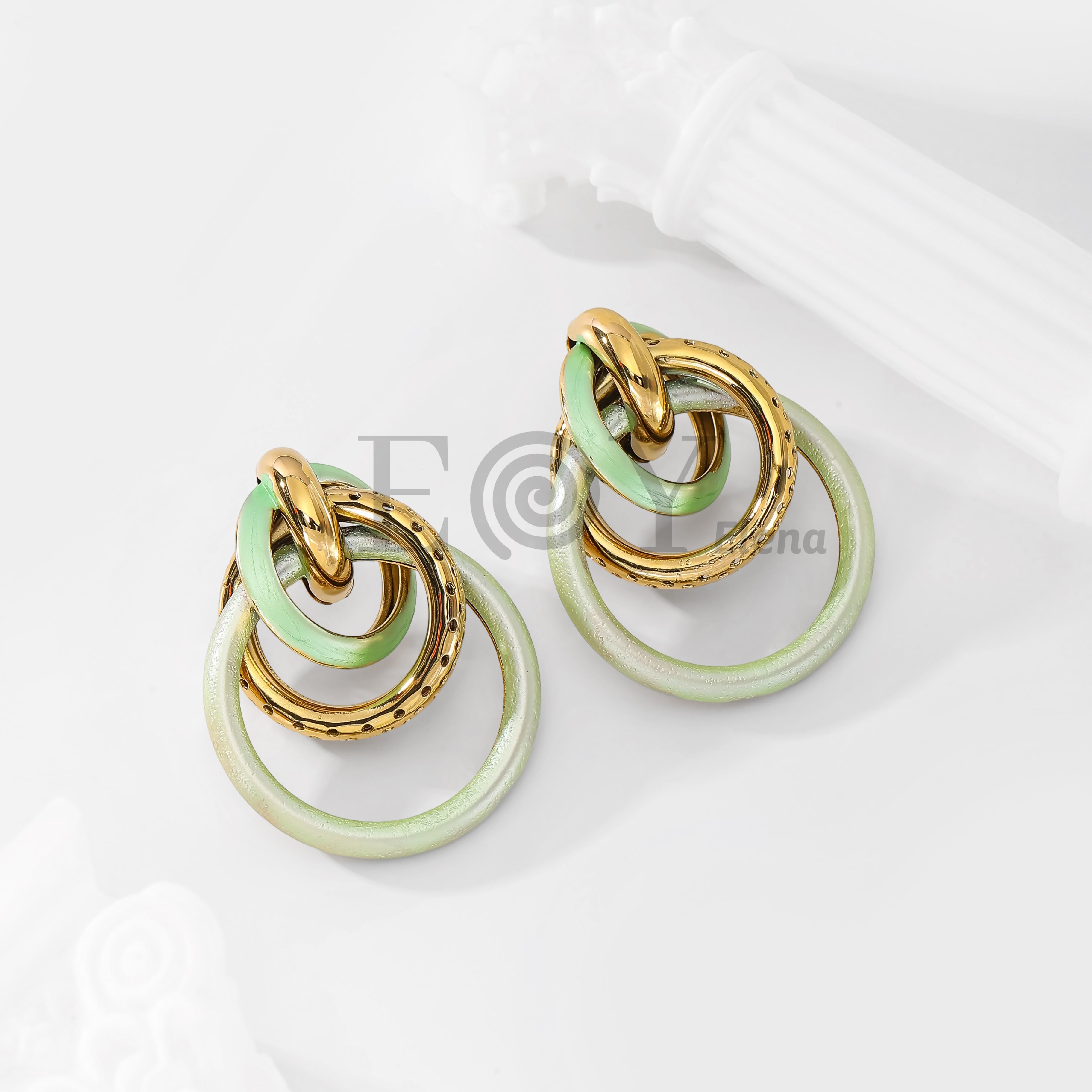 Pendientes Aros Entrelazados Multicolor