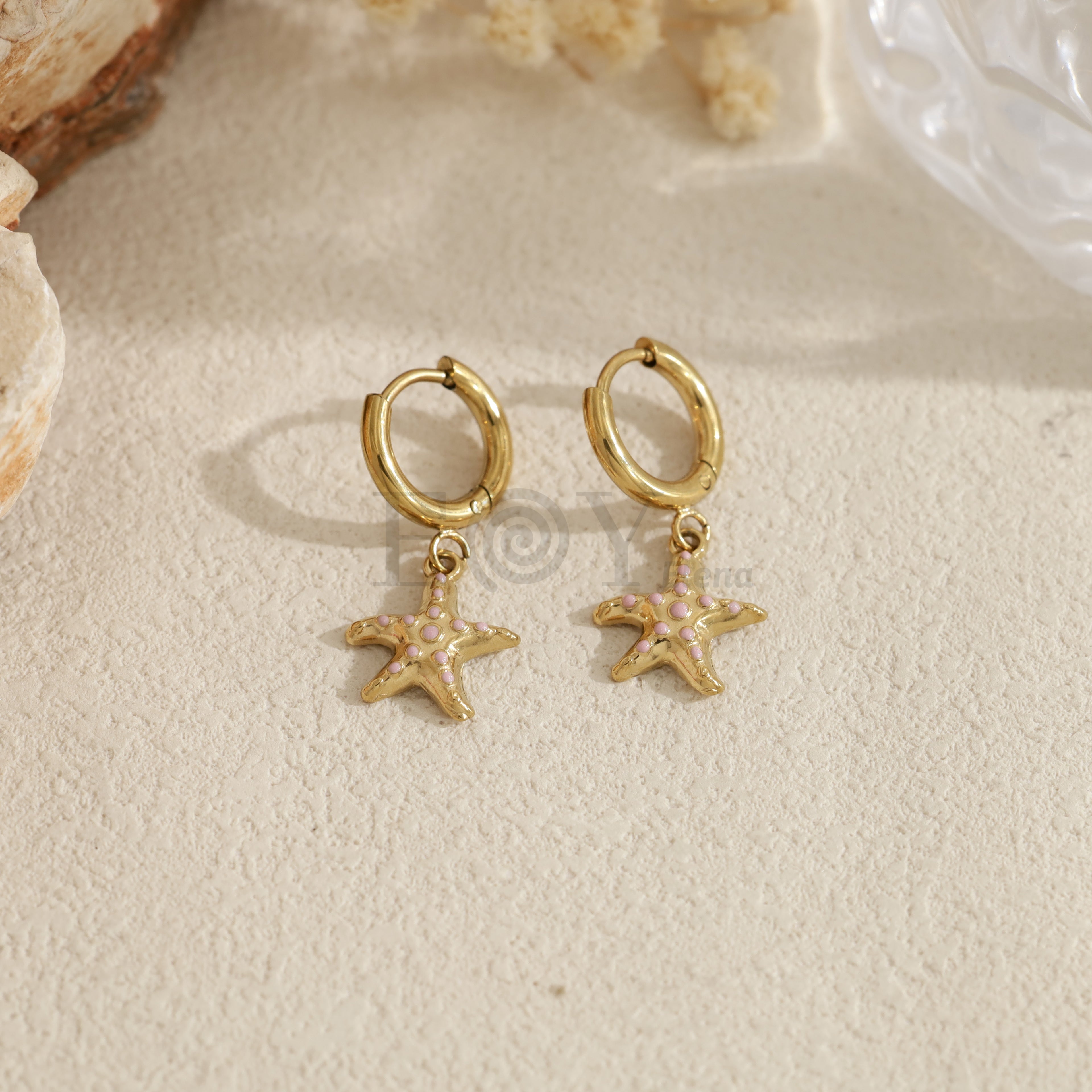 Pendientes de aro con colgante de estrella de mar