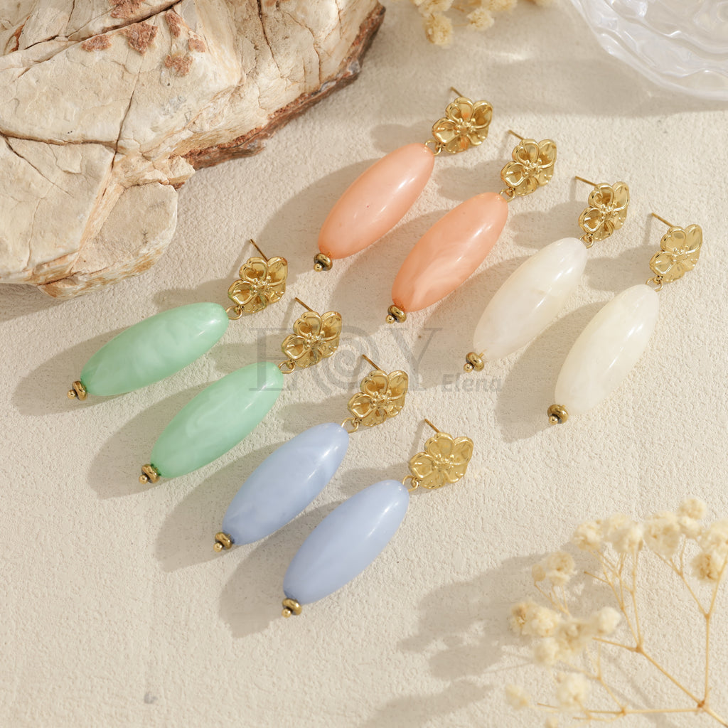 Pendientes largos con flor y pieza ovalada