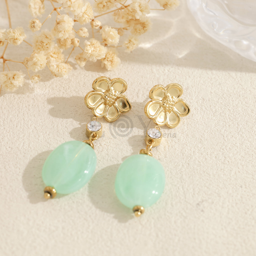Pendientes flor con piedra y cuenta de color