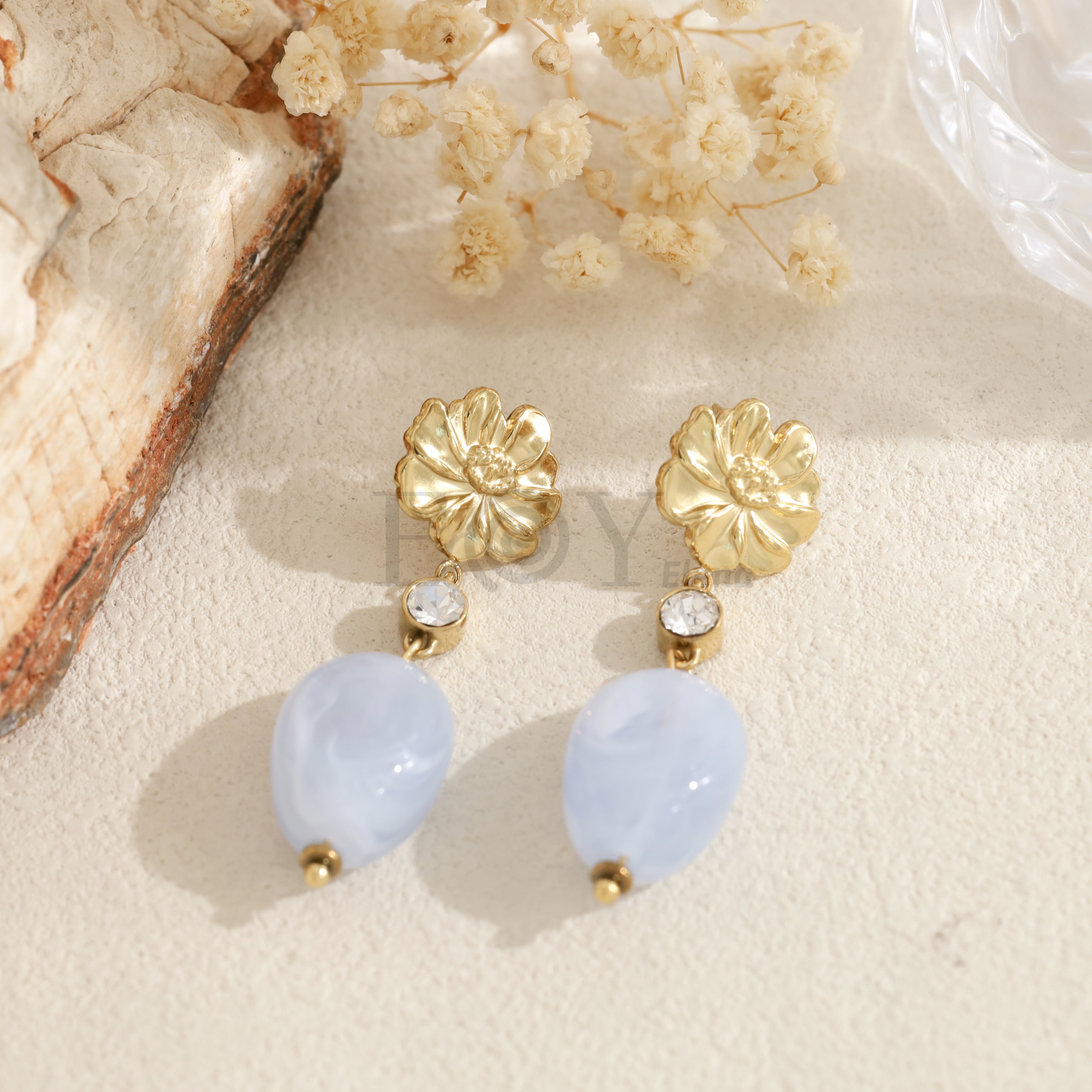 Pendientes flor con piedra ovalada pastel