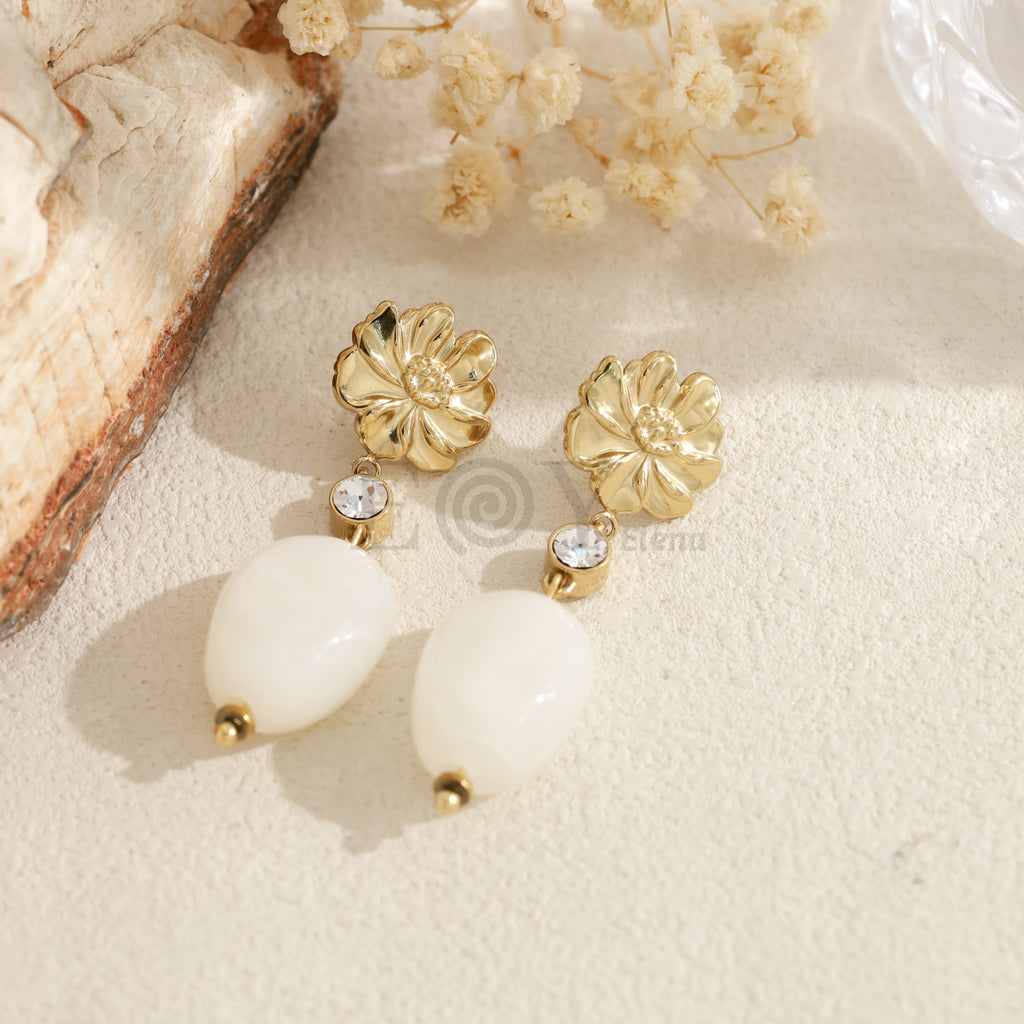 Pendientes flor con piedra ovalada pastel