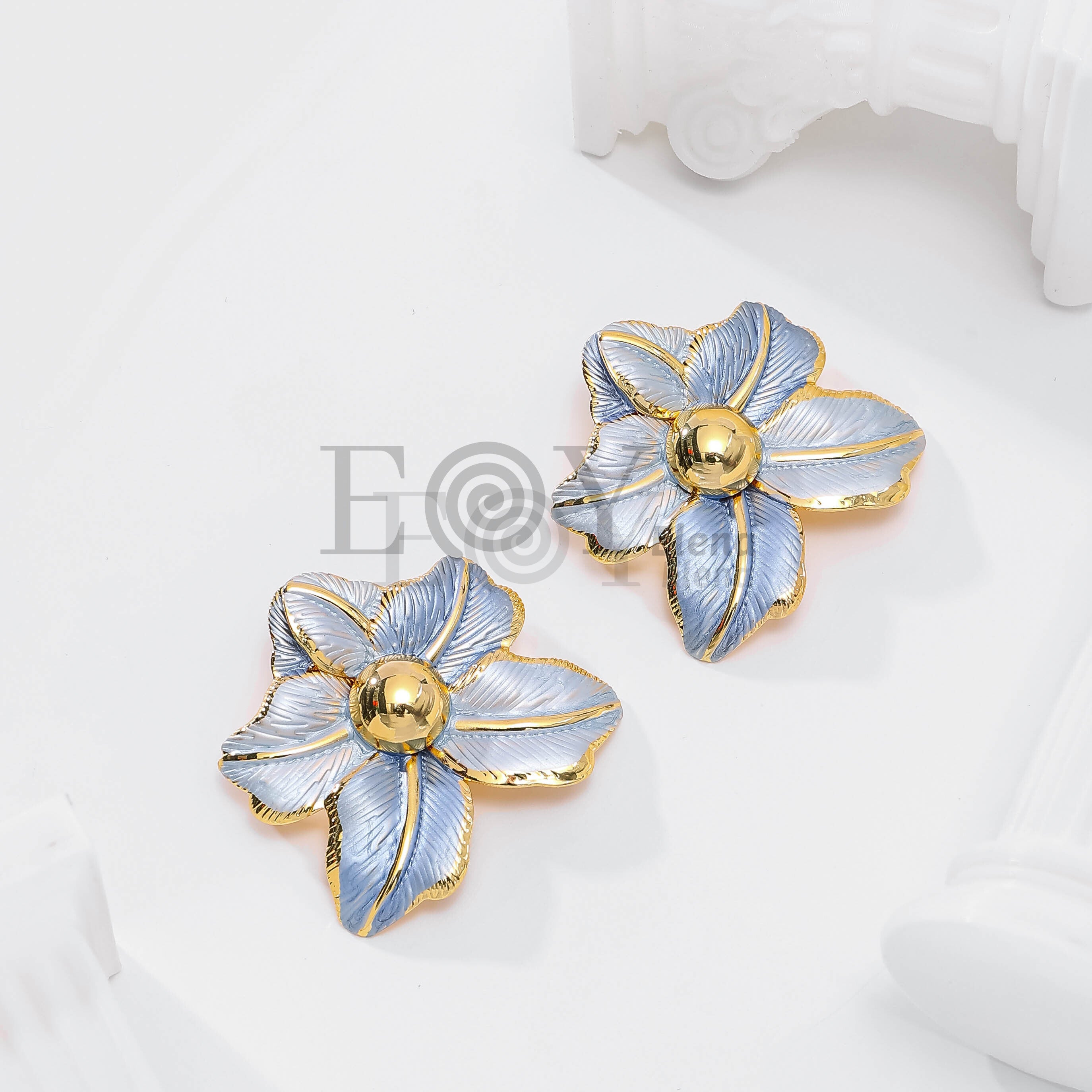 Pendientes flor color