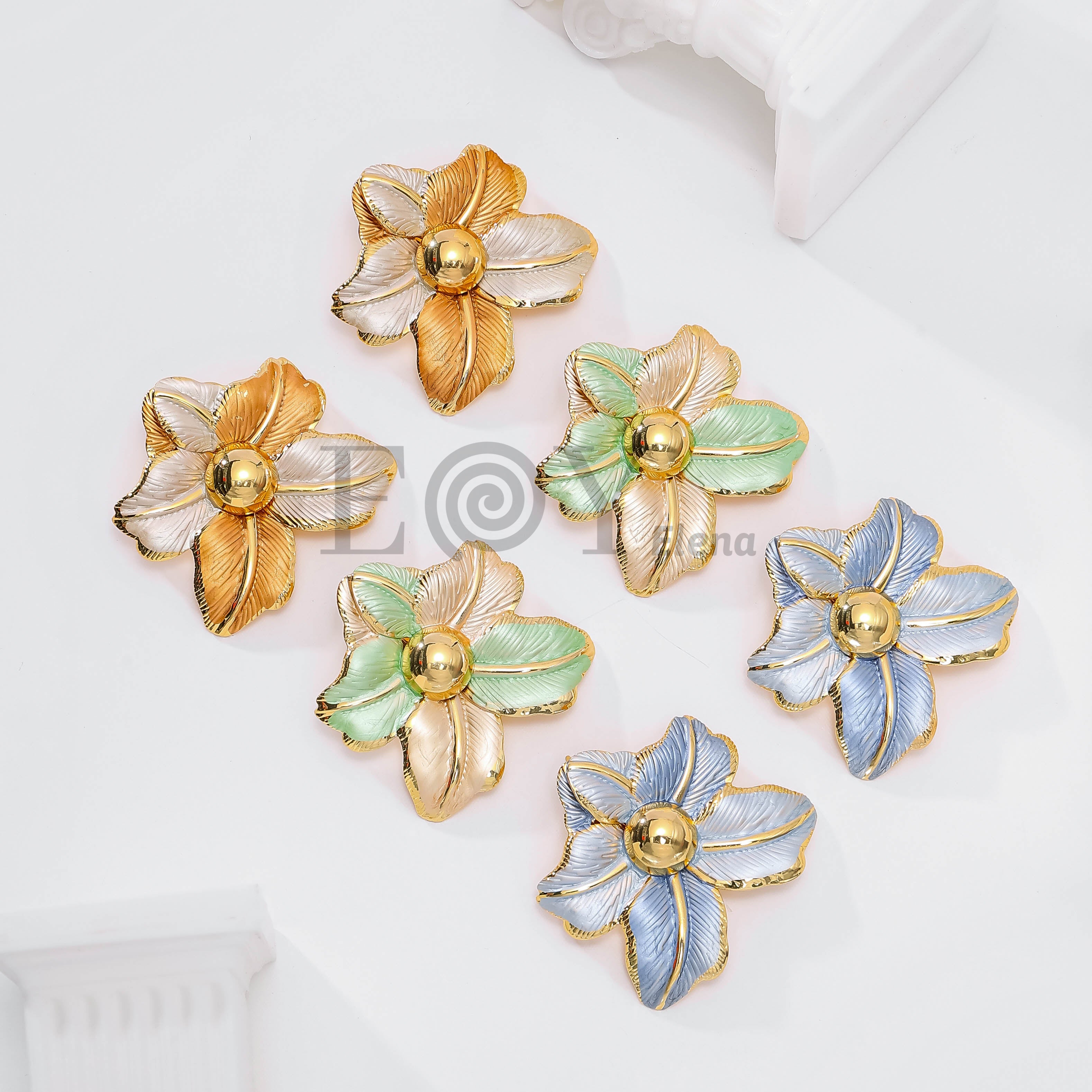 Pendientes flor color
