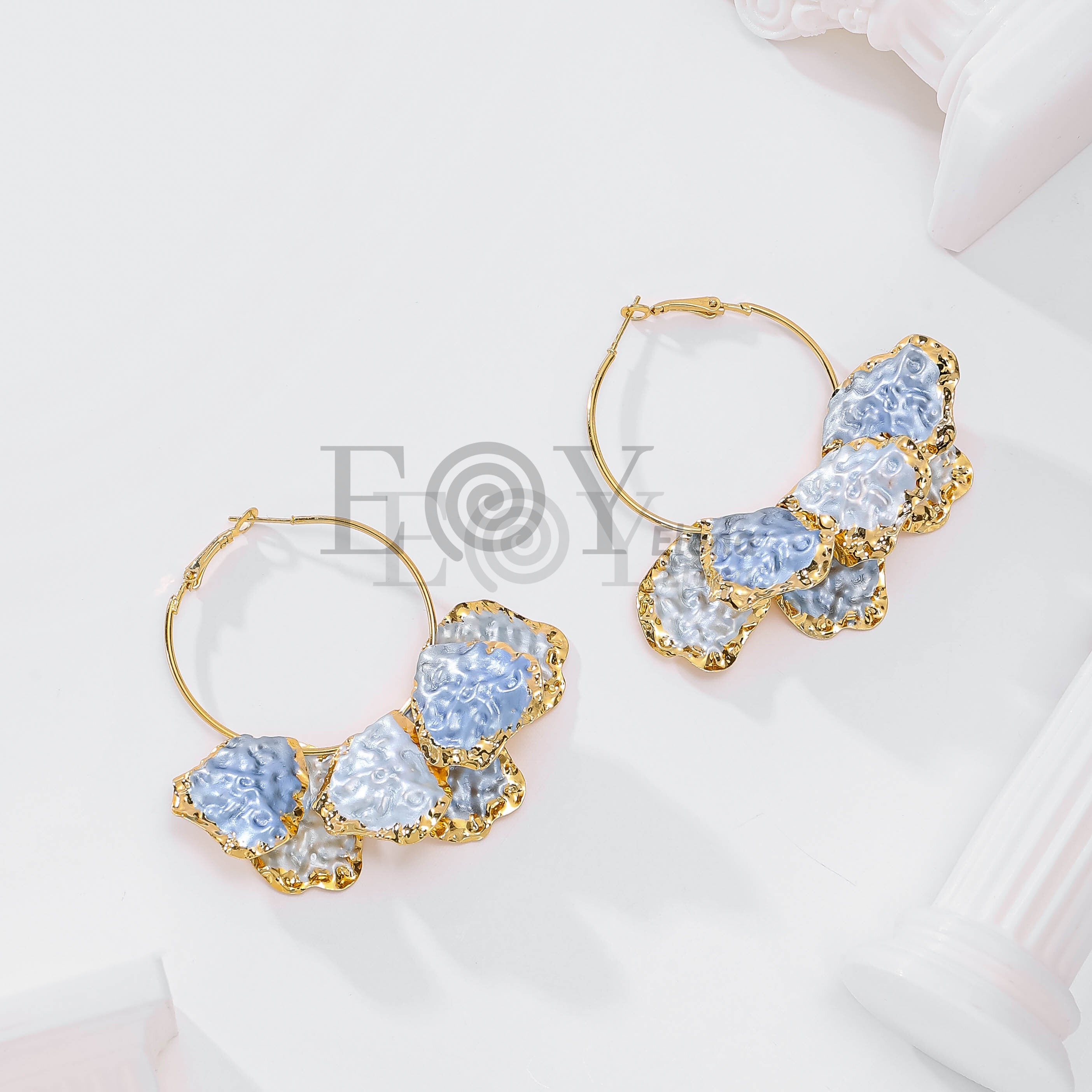 Pendientes aro y flor de color