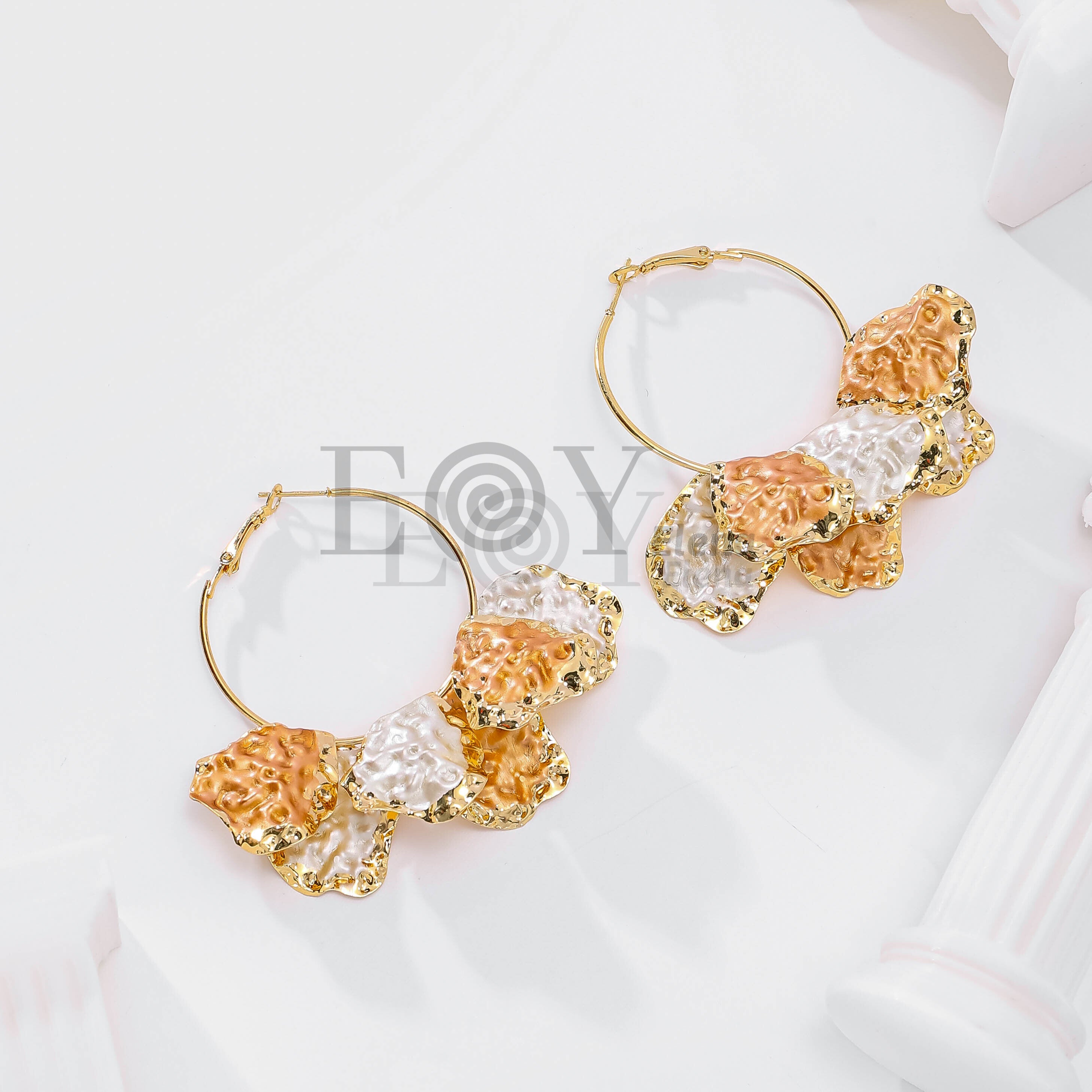 Pendientes aro y flor de color