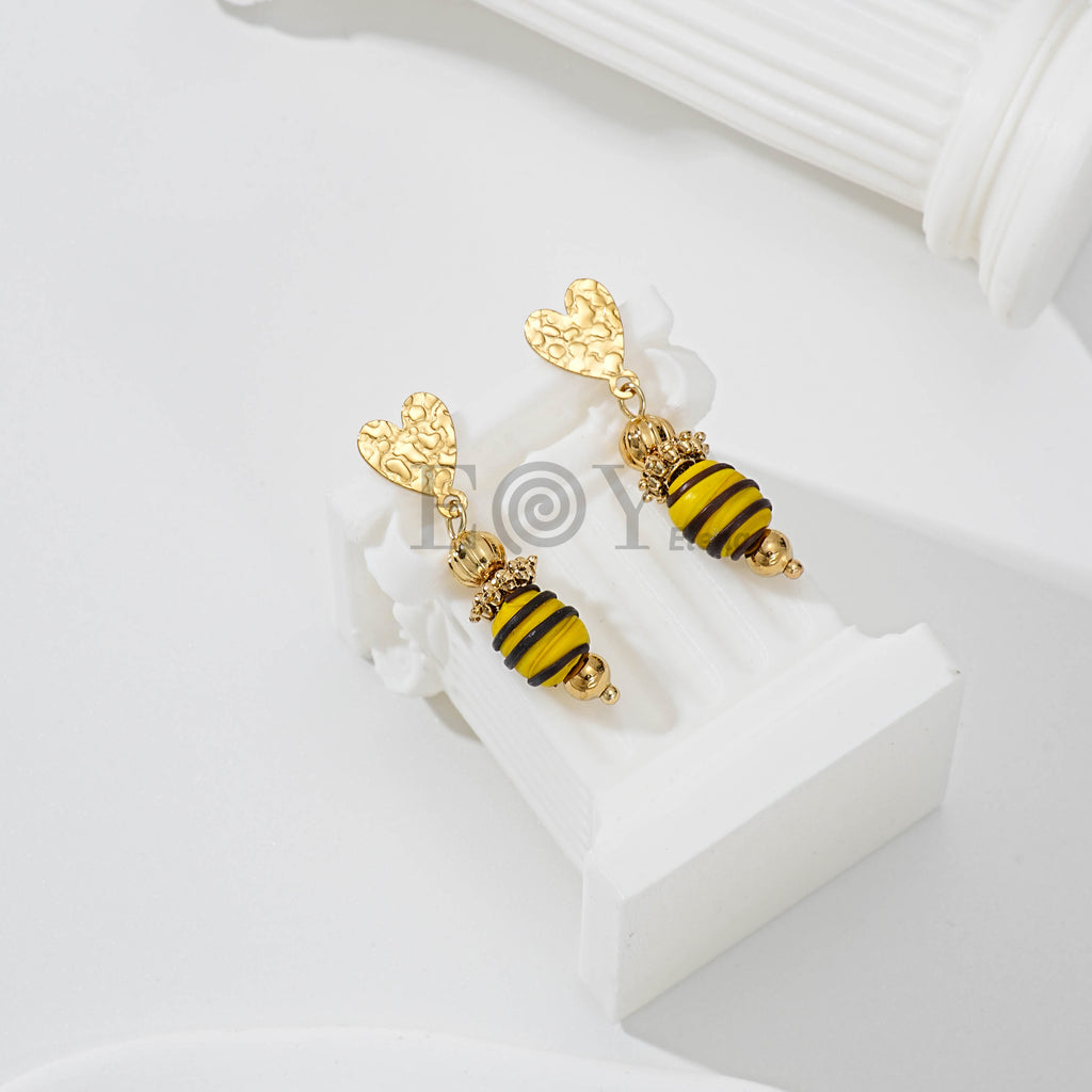 Pendientes Colgantes Corazón y Cuenta Rayada