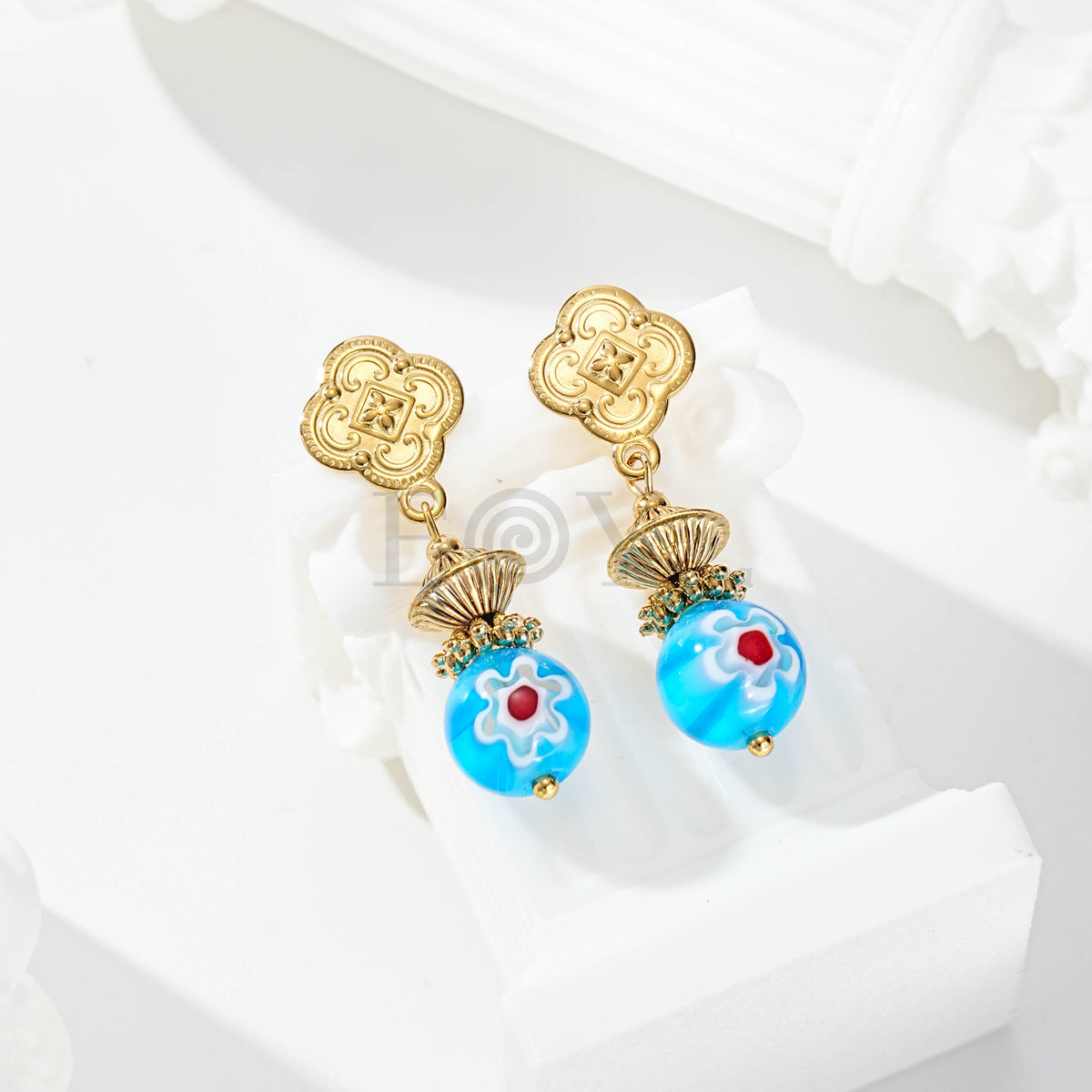 Pendientes chapa trébol y piedra color