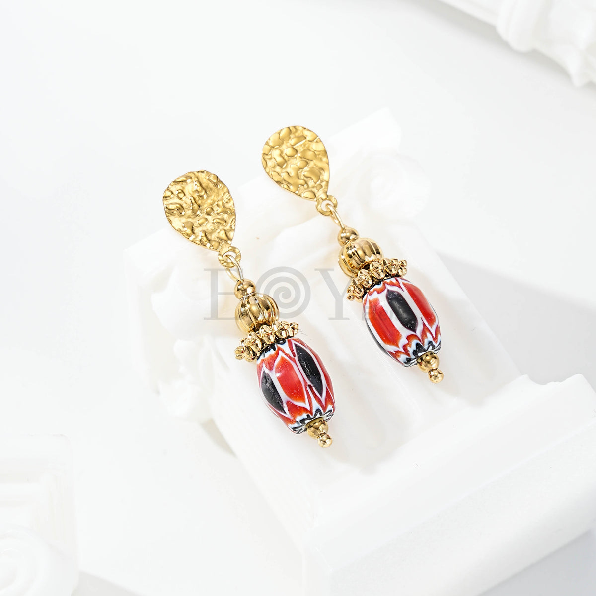 Pendientes chapa texturizada con piedras color