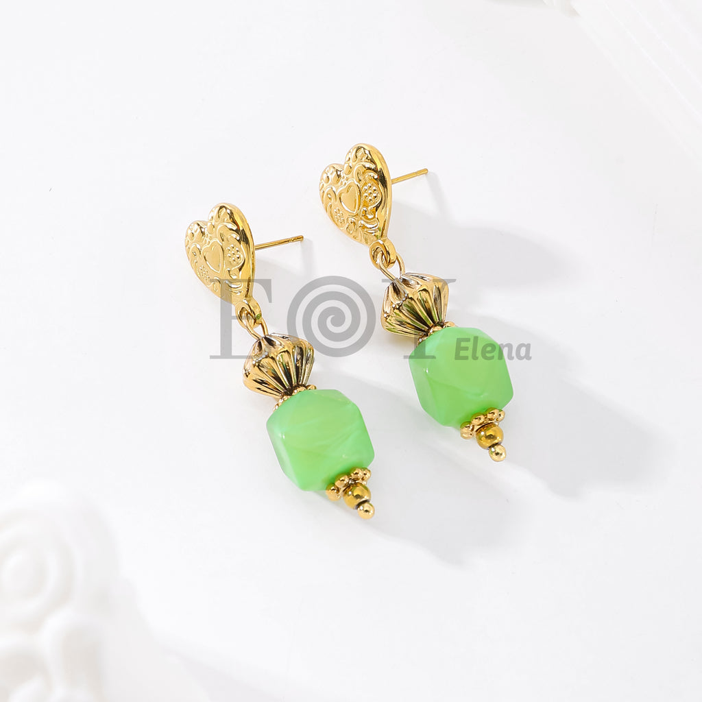 Pendientes chapa corazón con piedra color