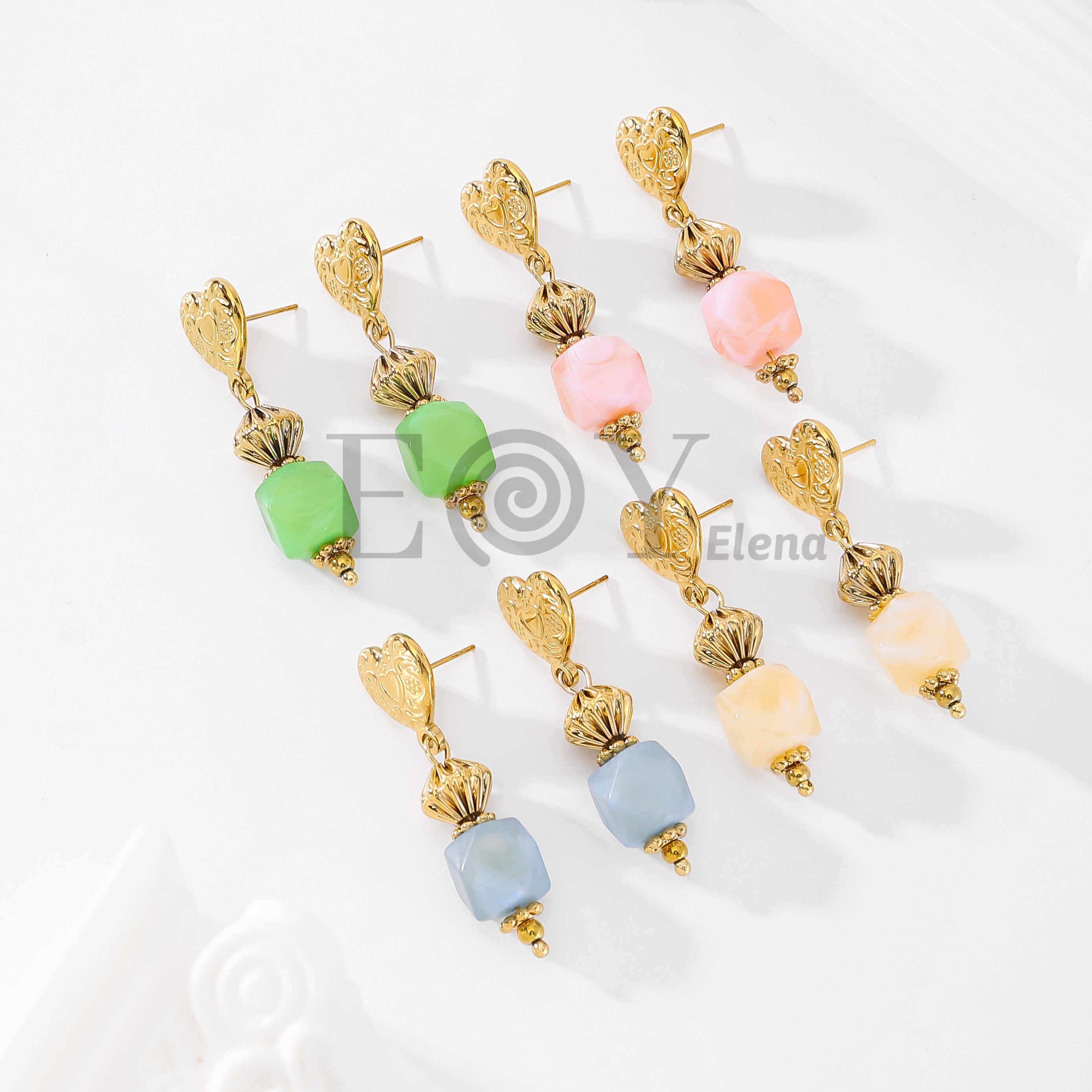 Pendientes chapa corazón con piedra color