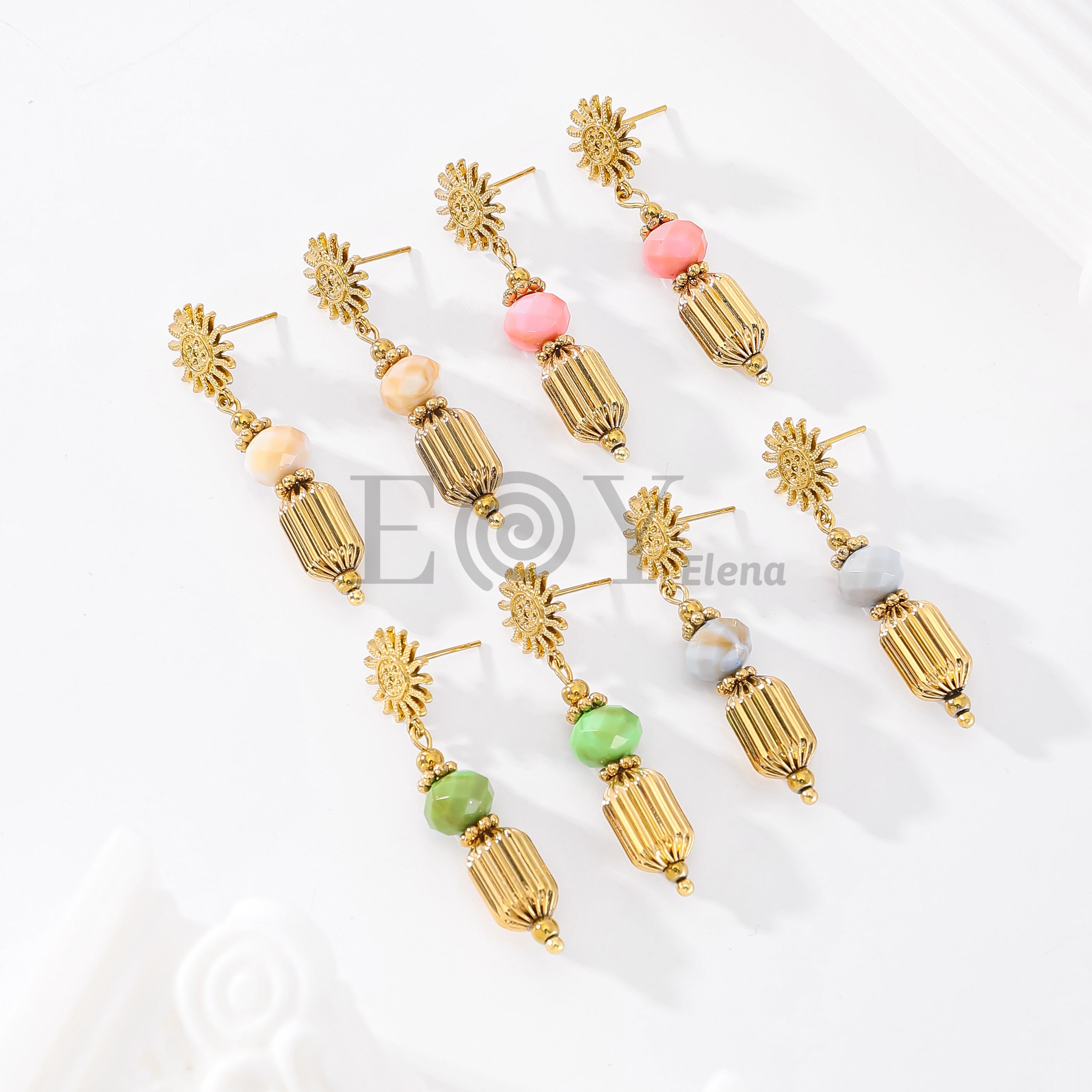 Pendientes chapa sol con piedra color y detalle