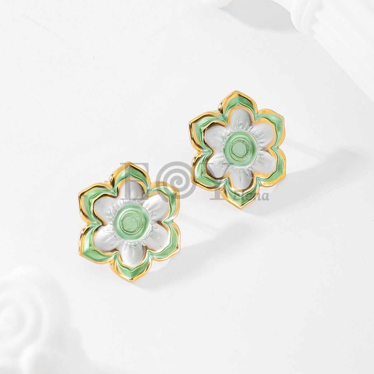 Pendientes flor color