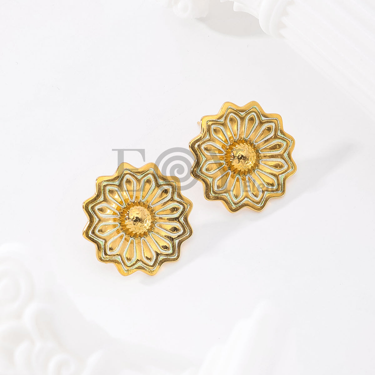 Pendientes flor color
