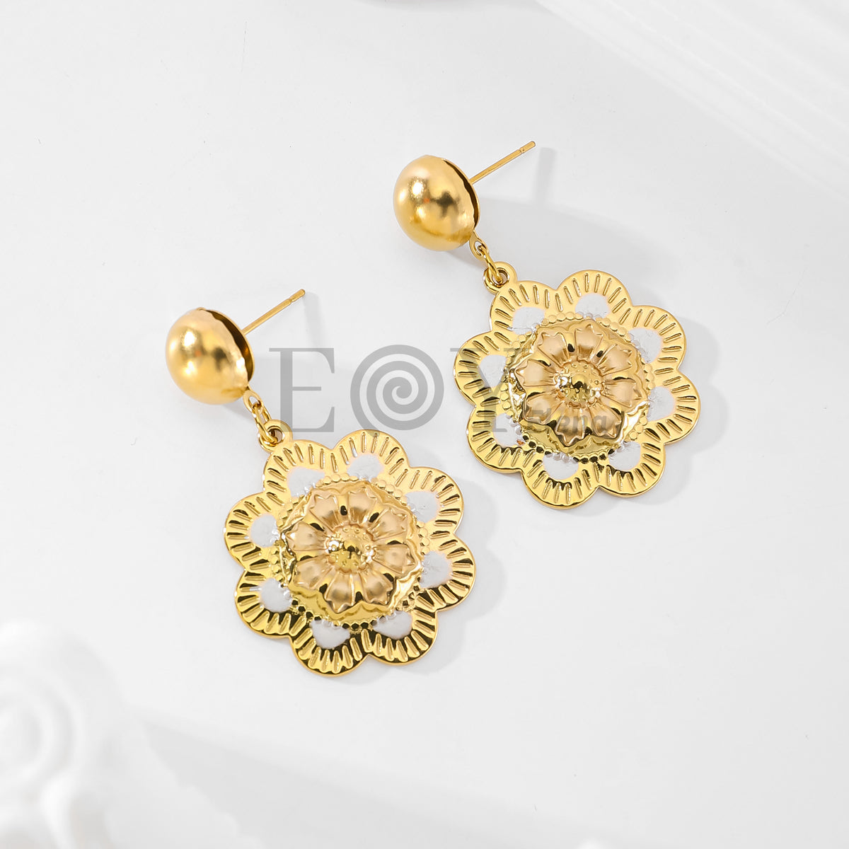 Pendientes flor color
