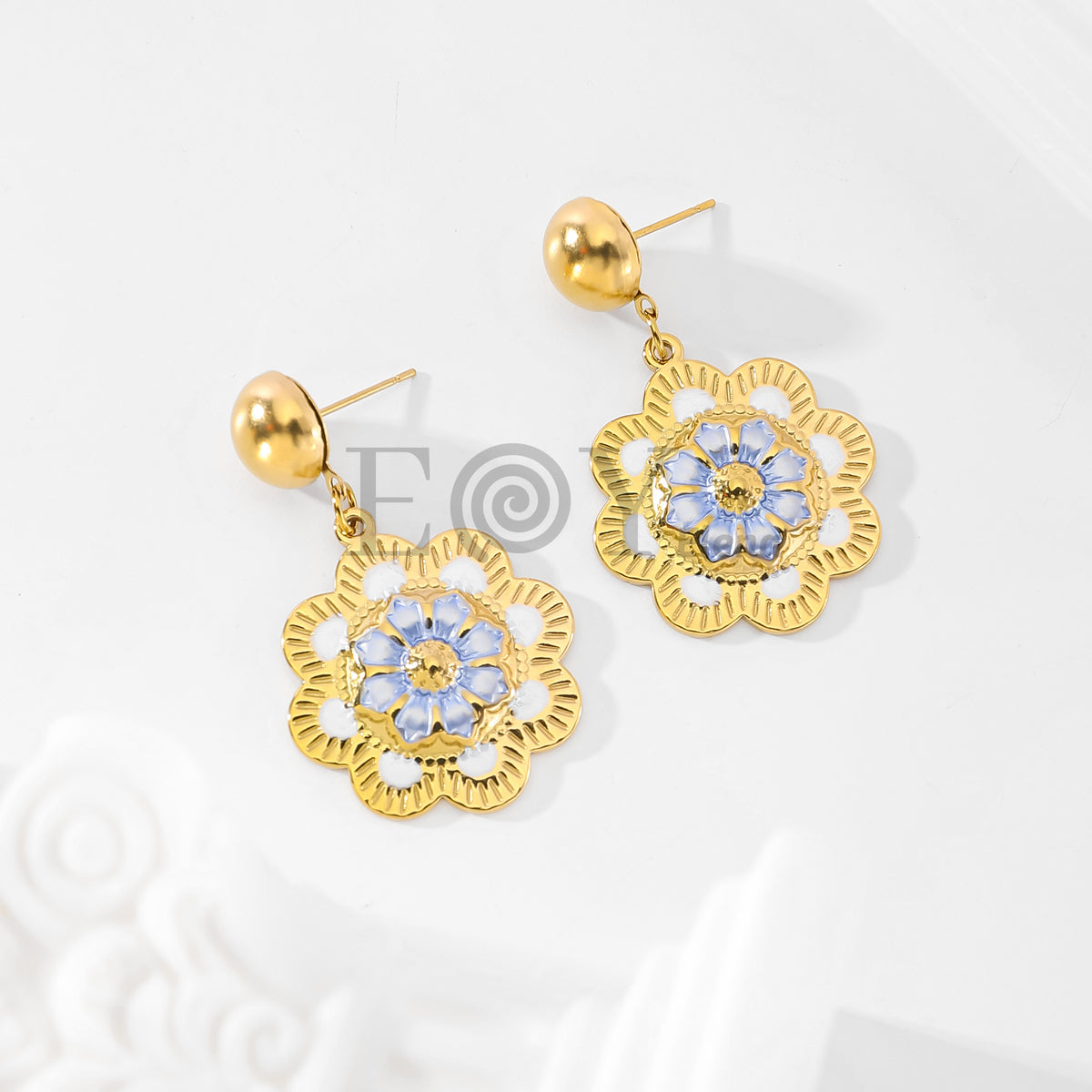 Pendientes flor color