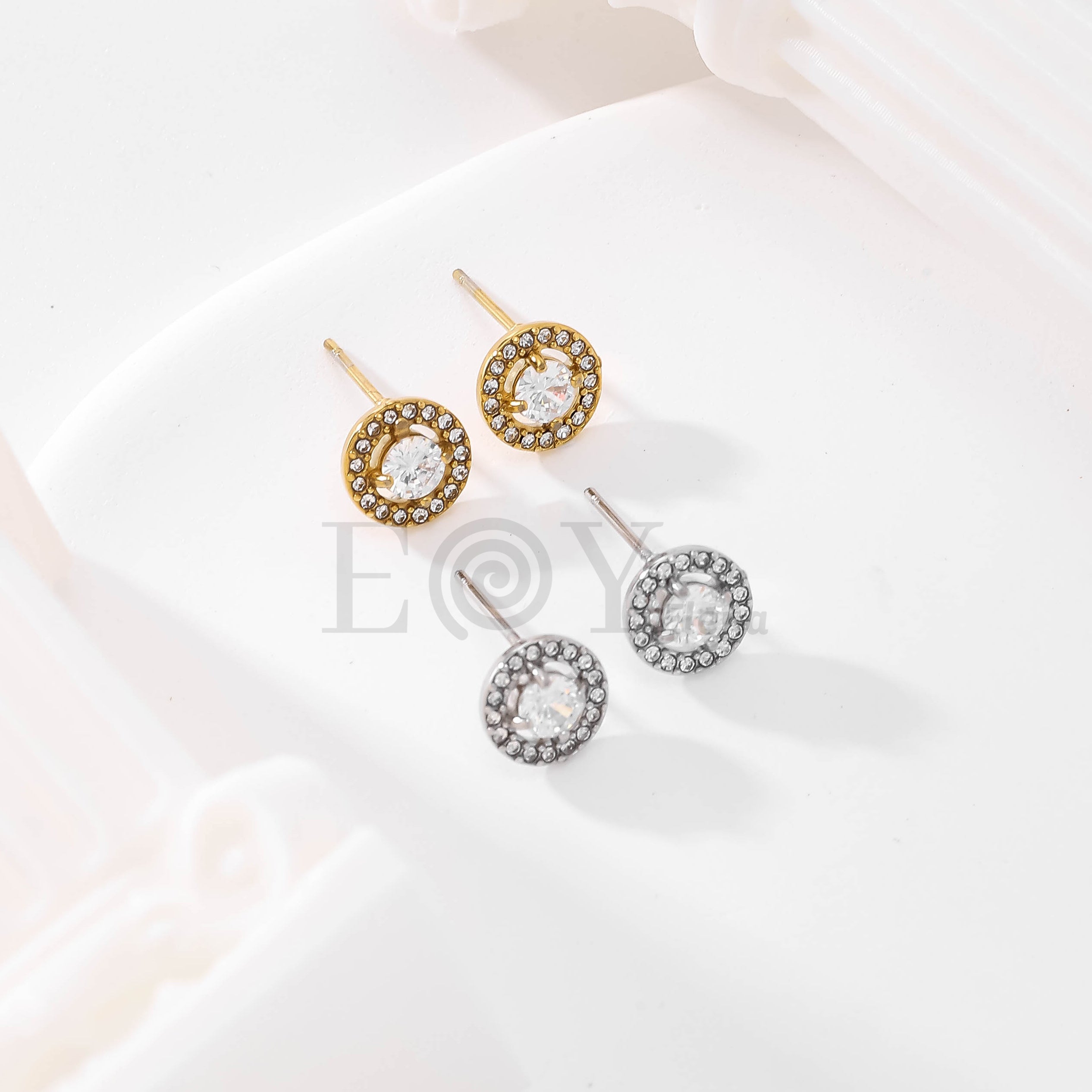 Pendientes redondos con circonitas
