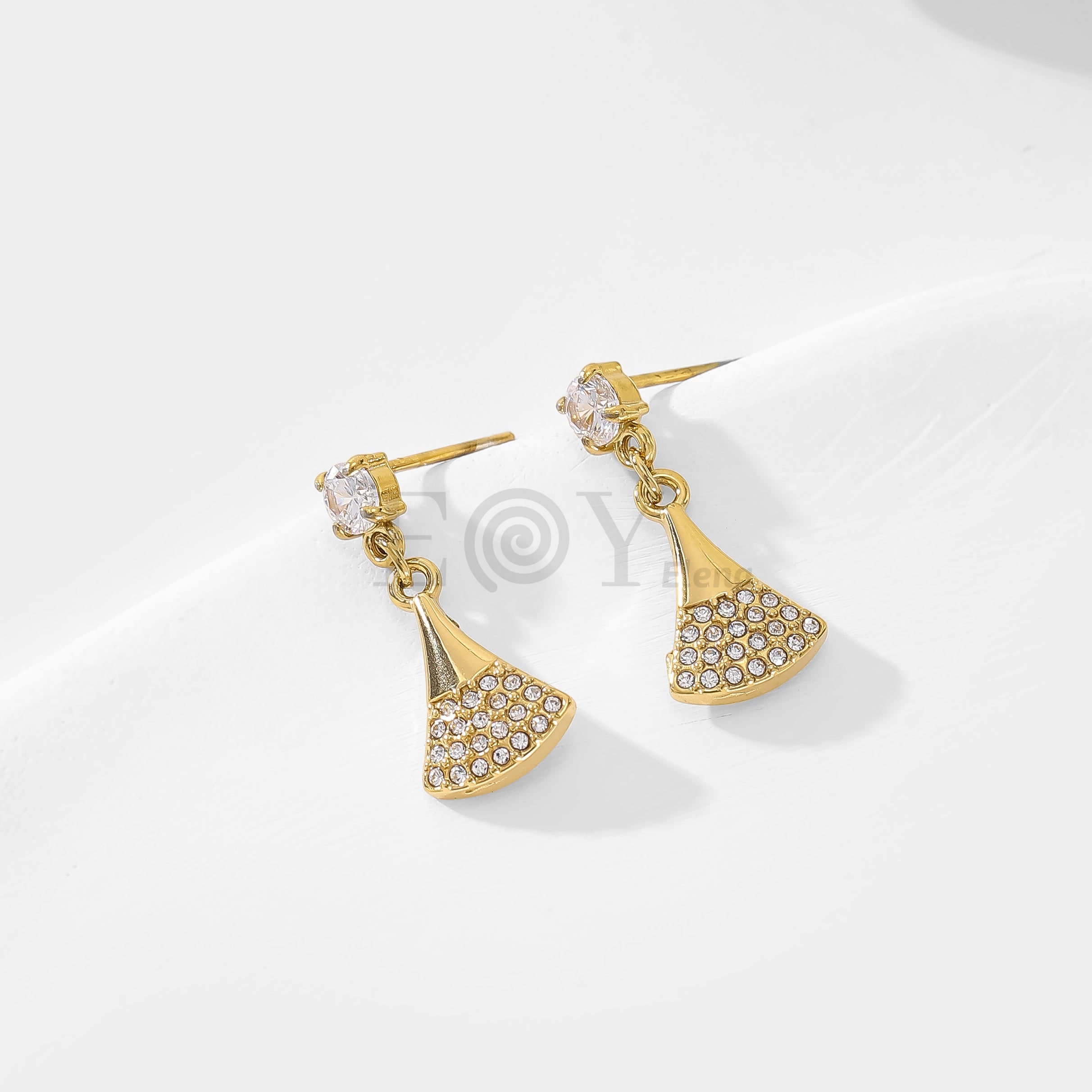 Pendientes circonita con abanico