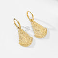 Pendientes de aro con virgen