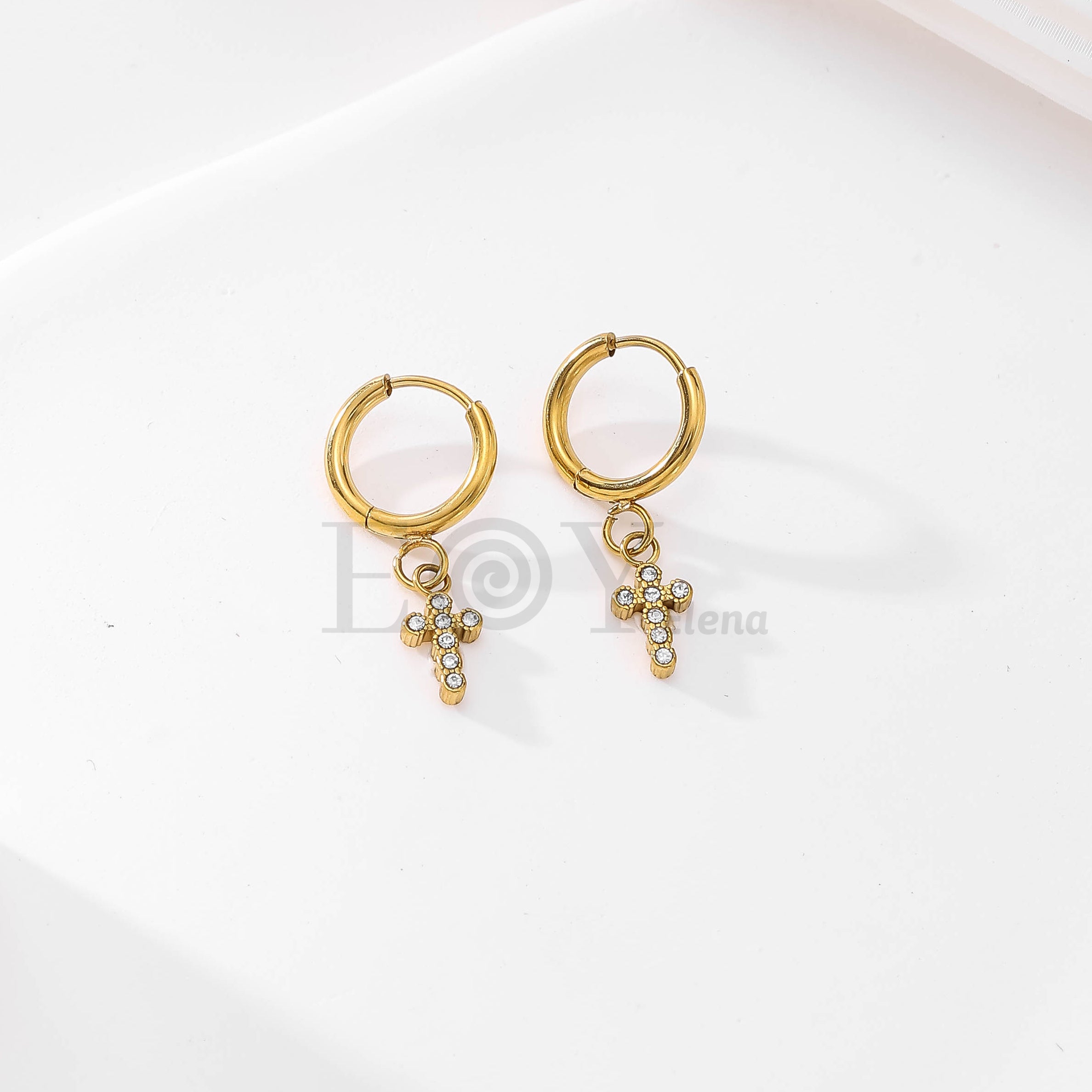 Pendientes de aro con cruz de circonitas