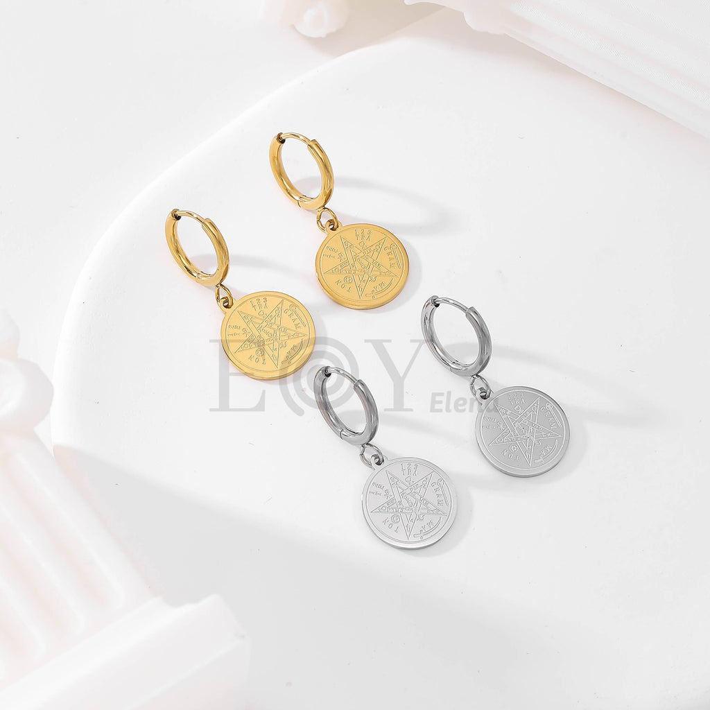 Pendientes de aro con medallón grabado